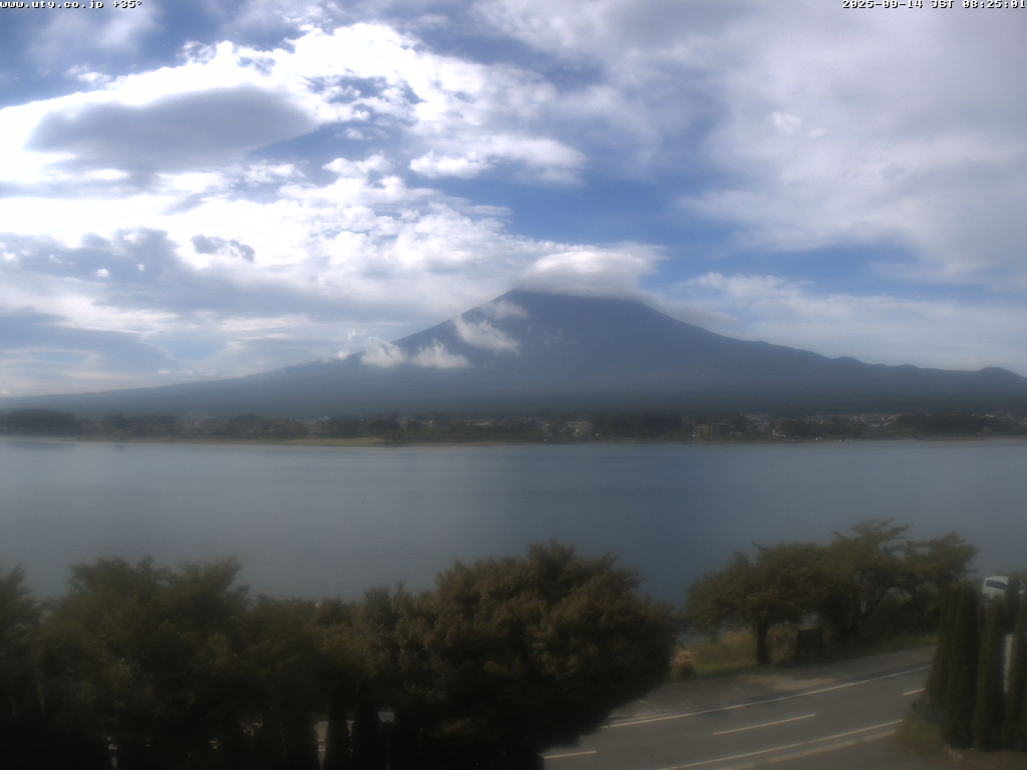 河口湖ライブカメラ