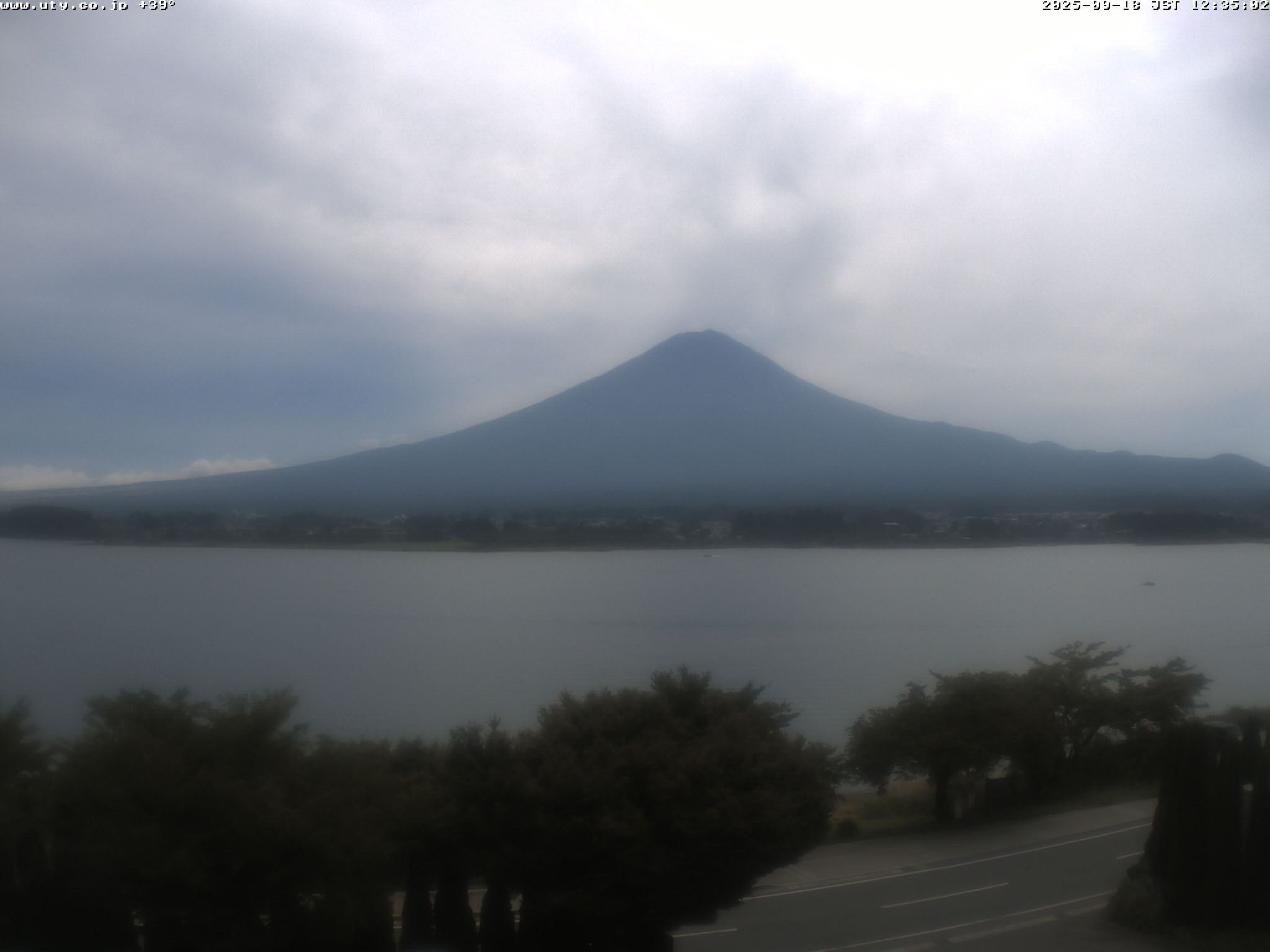 河口湖ライブカメラ