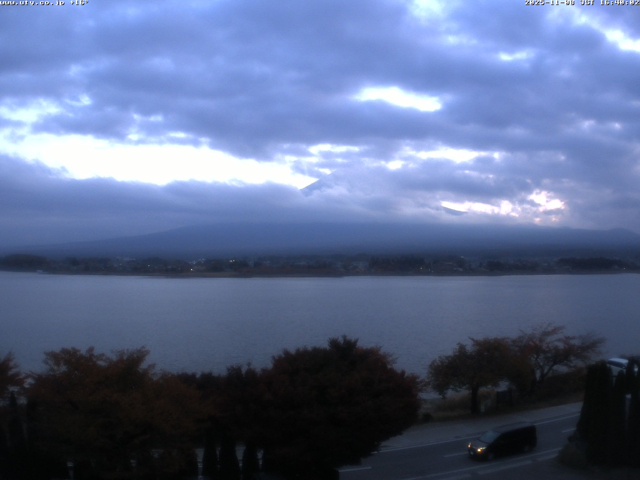 河口湖ライブカメラ