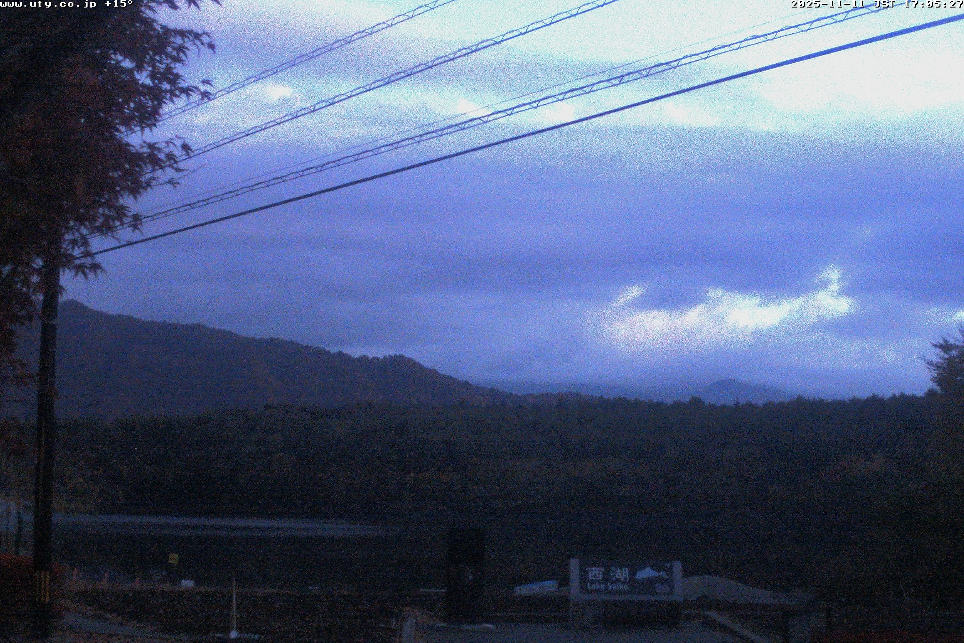 西湖ライブカメラ