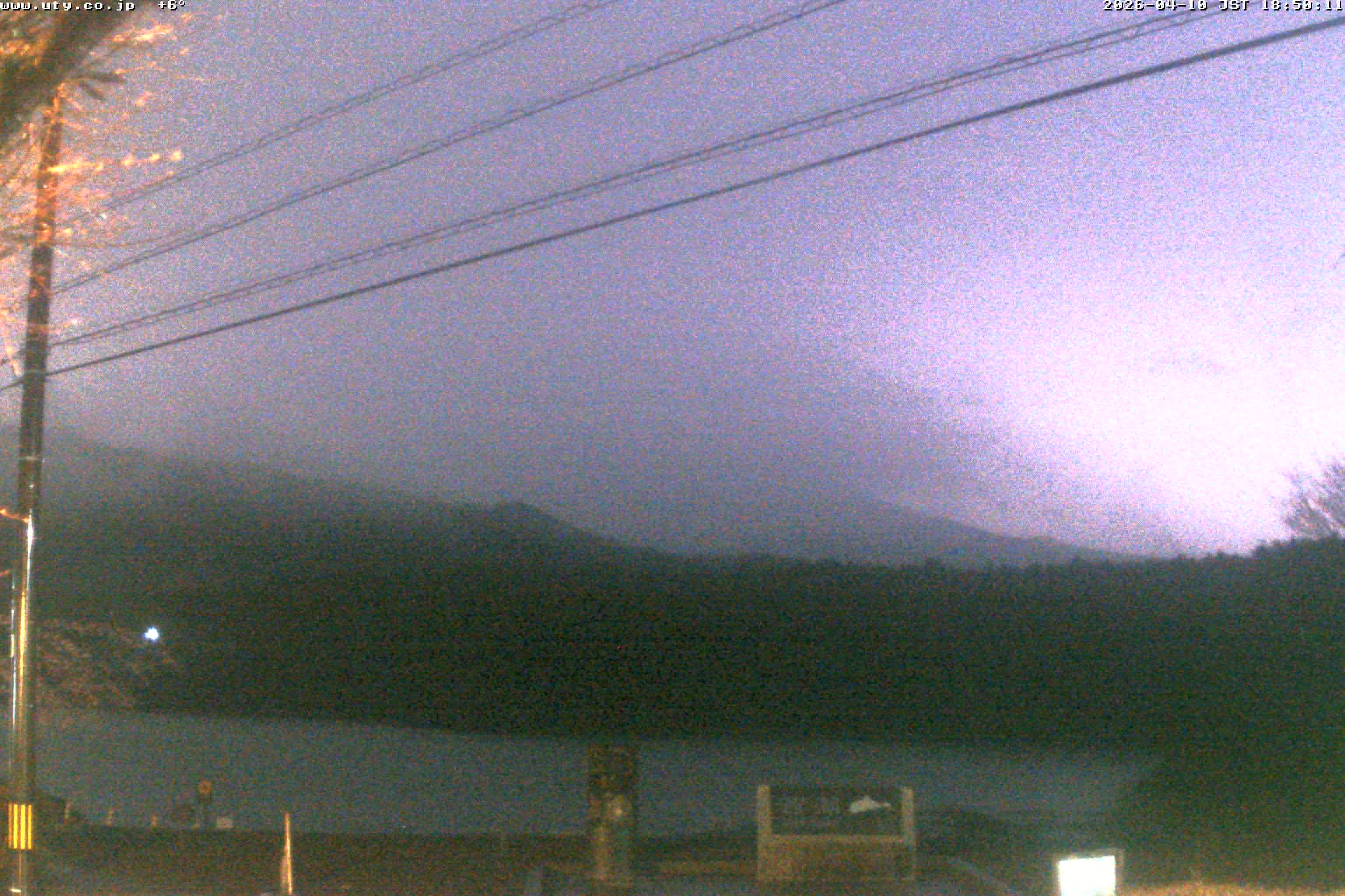 西湖ライブカメラ