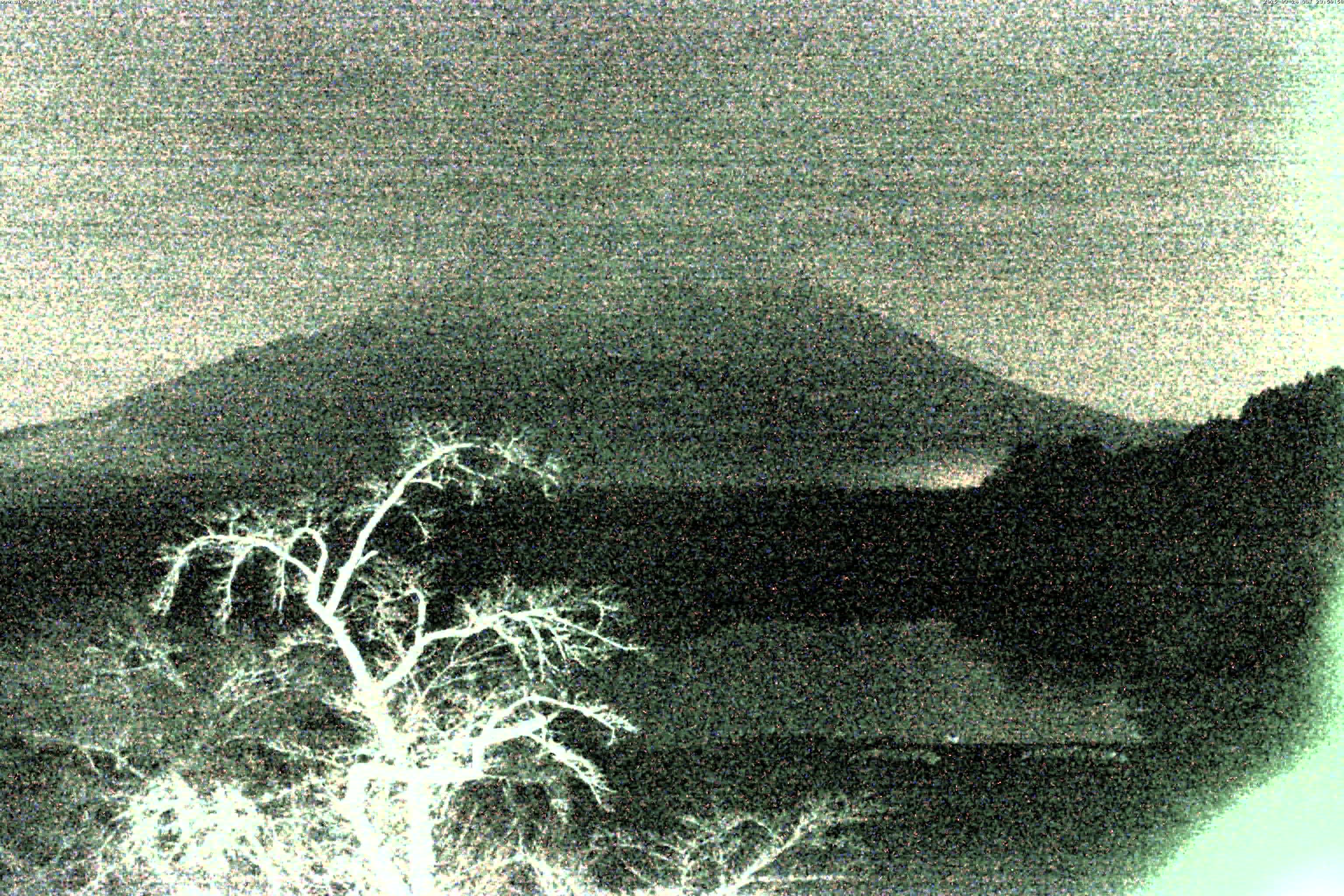 精進湖ライブカメラ