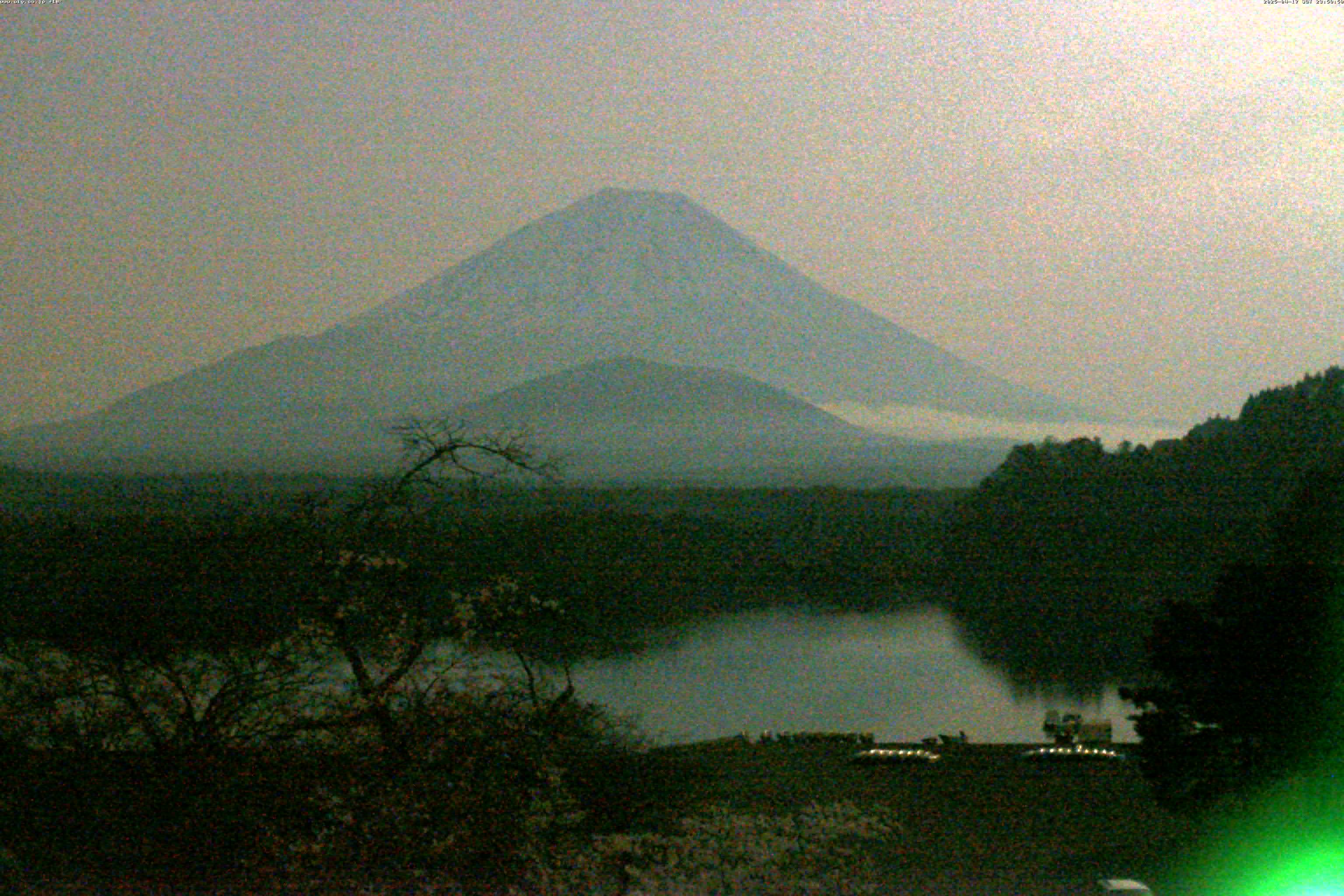 精進湖ライブカメラ