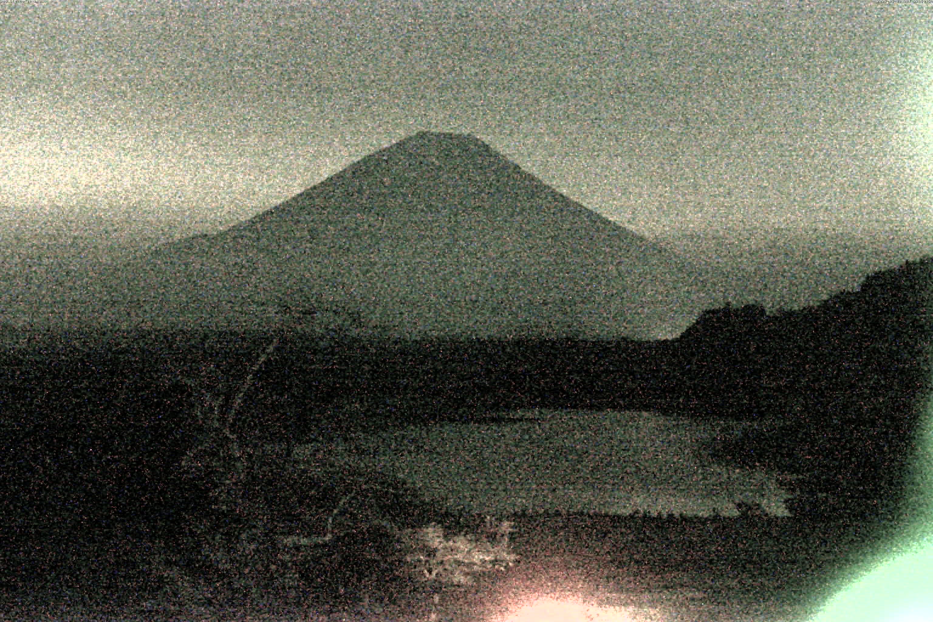 精進湖ライブカメラ