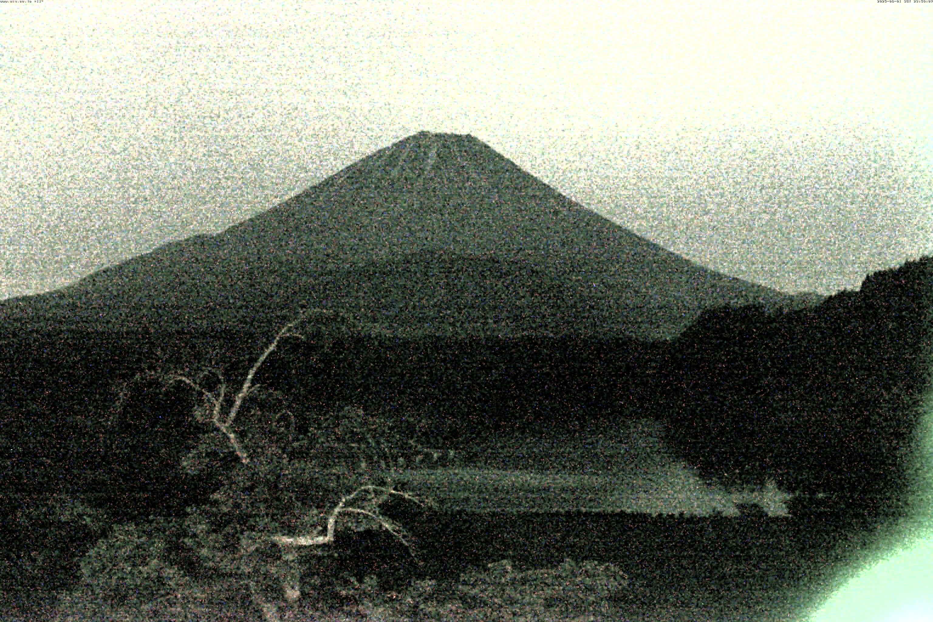 精進湖ライブカメラ