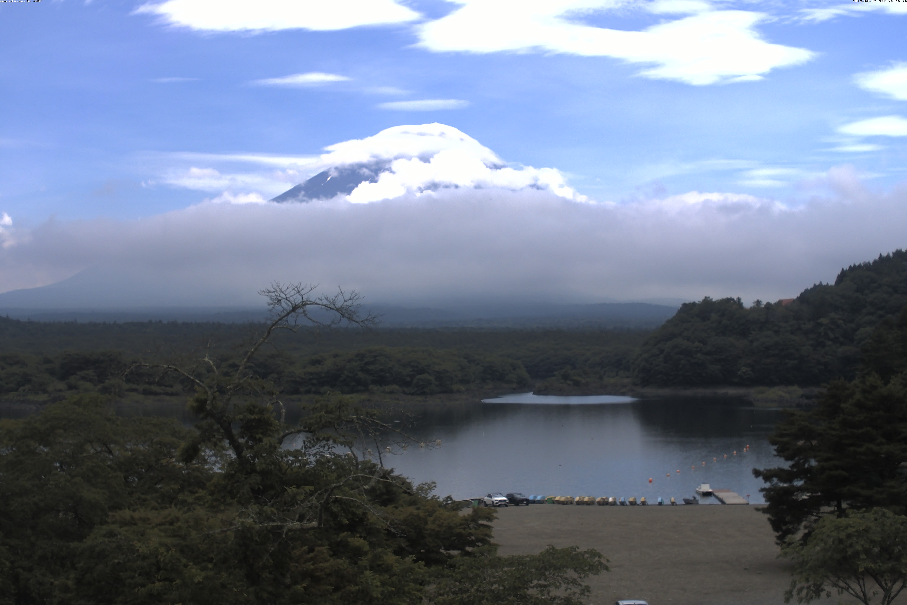 精進湖ライブカメラ