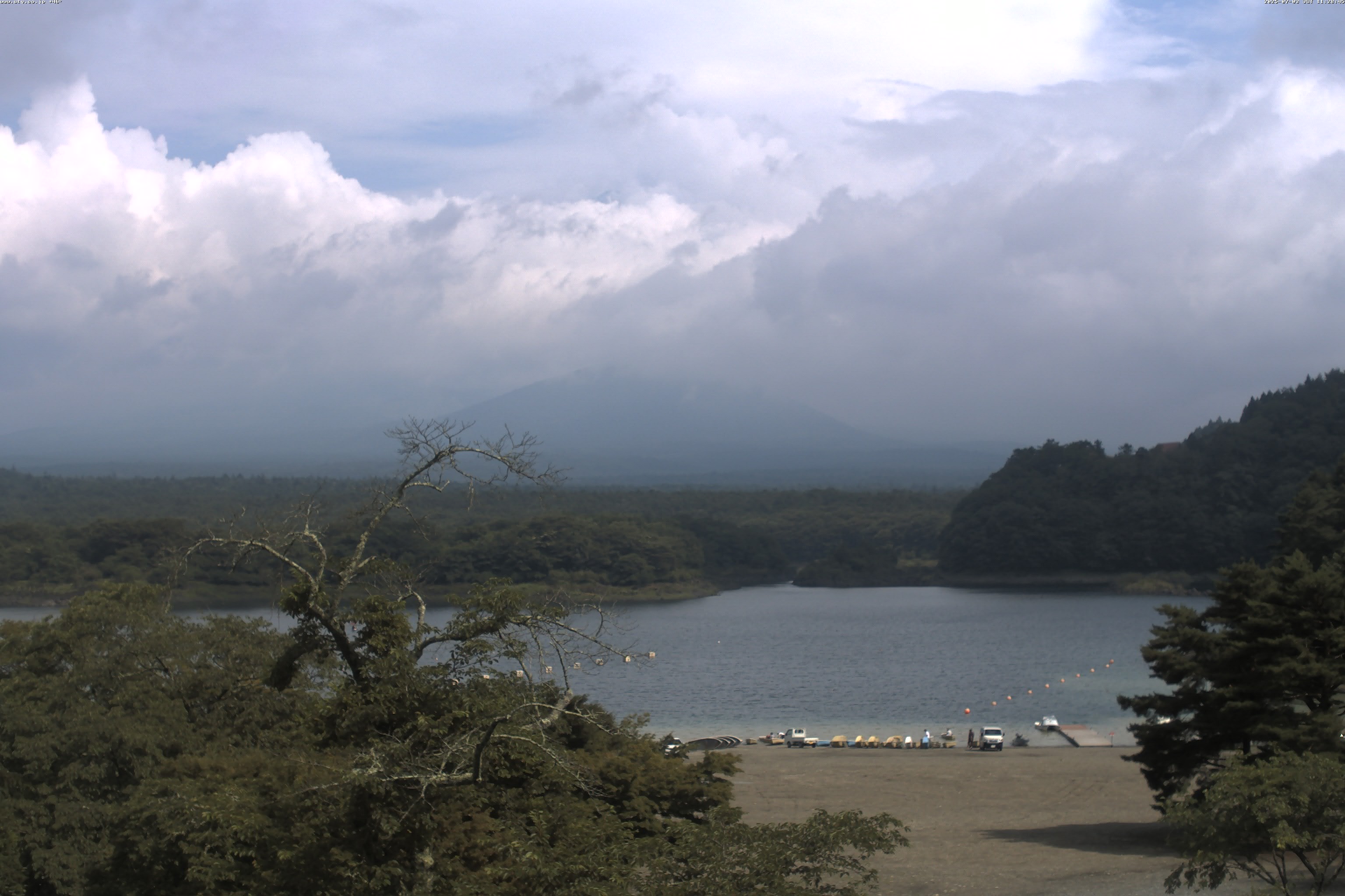 精進湖ライブカメラ