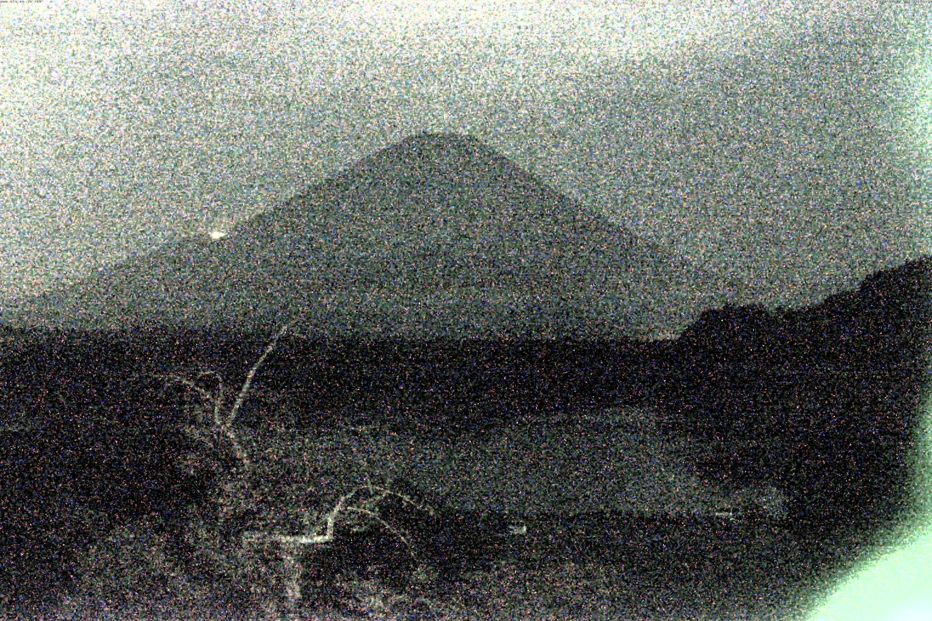精進湖ライブカメラ