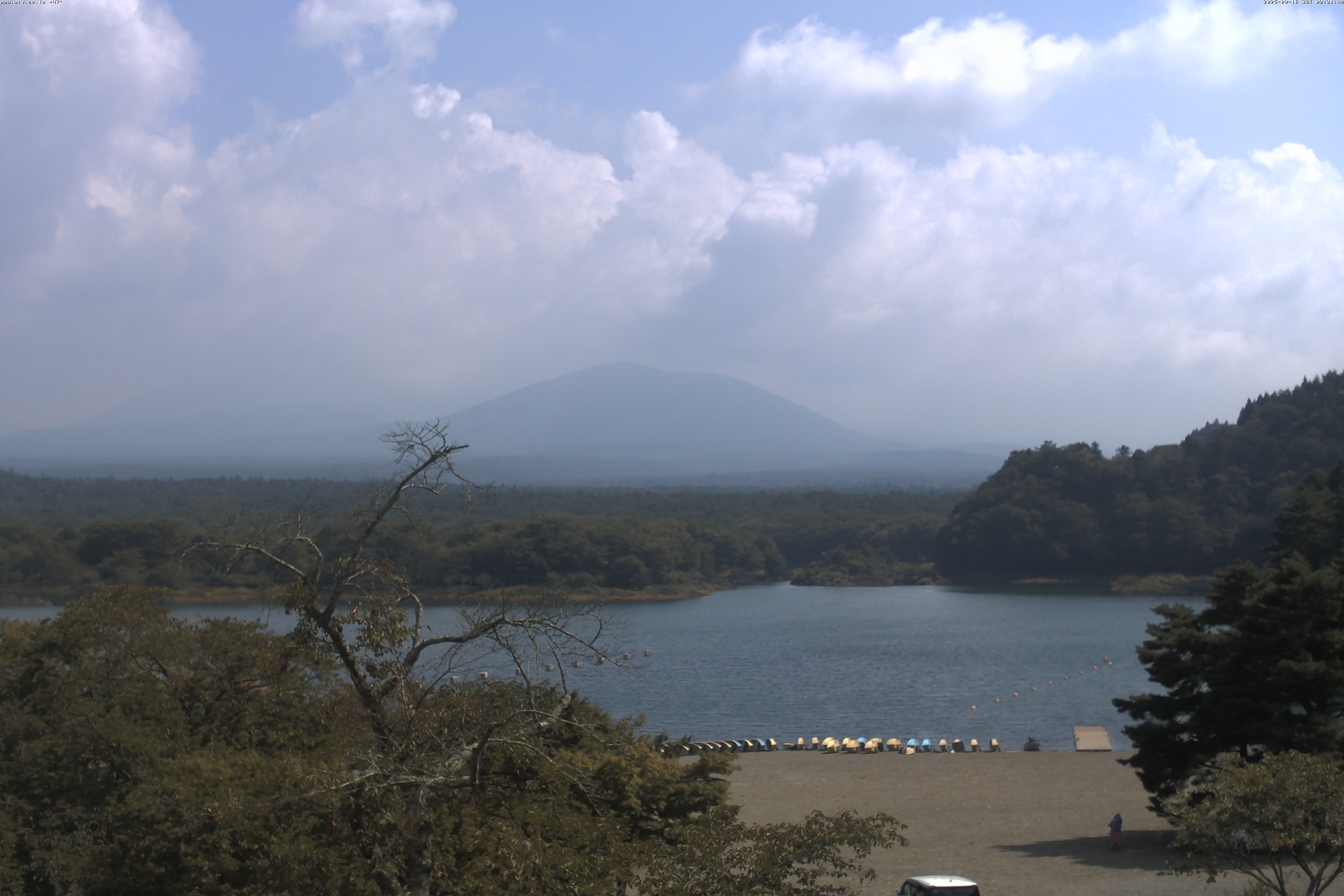 精進湖ライブカメラ