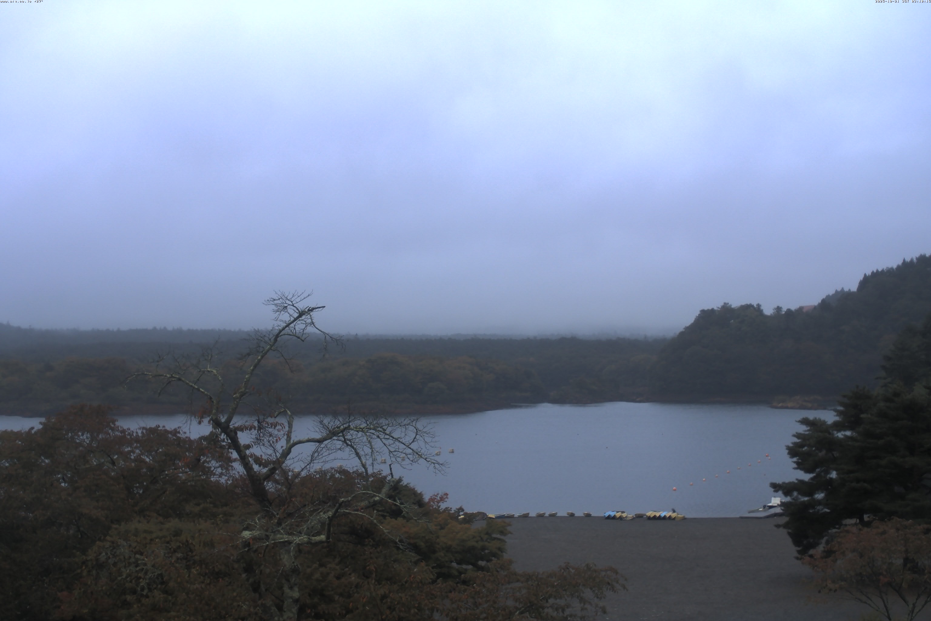 精進湖ライブカメラ