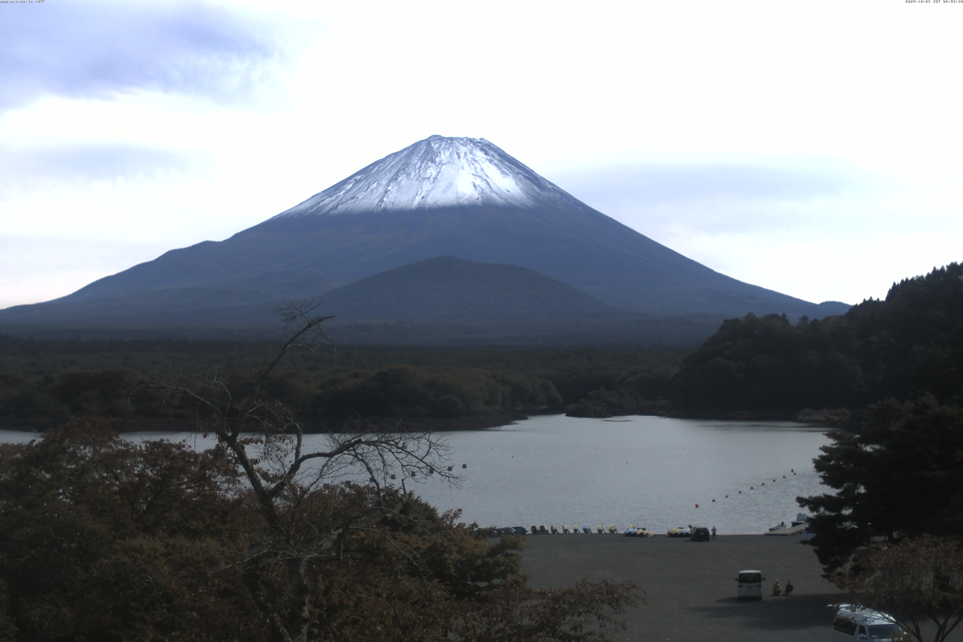 精進湖ライブカメラ
