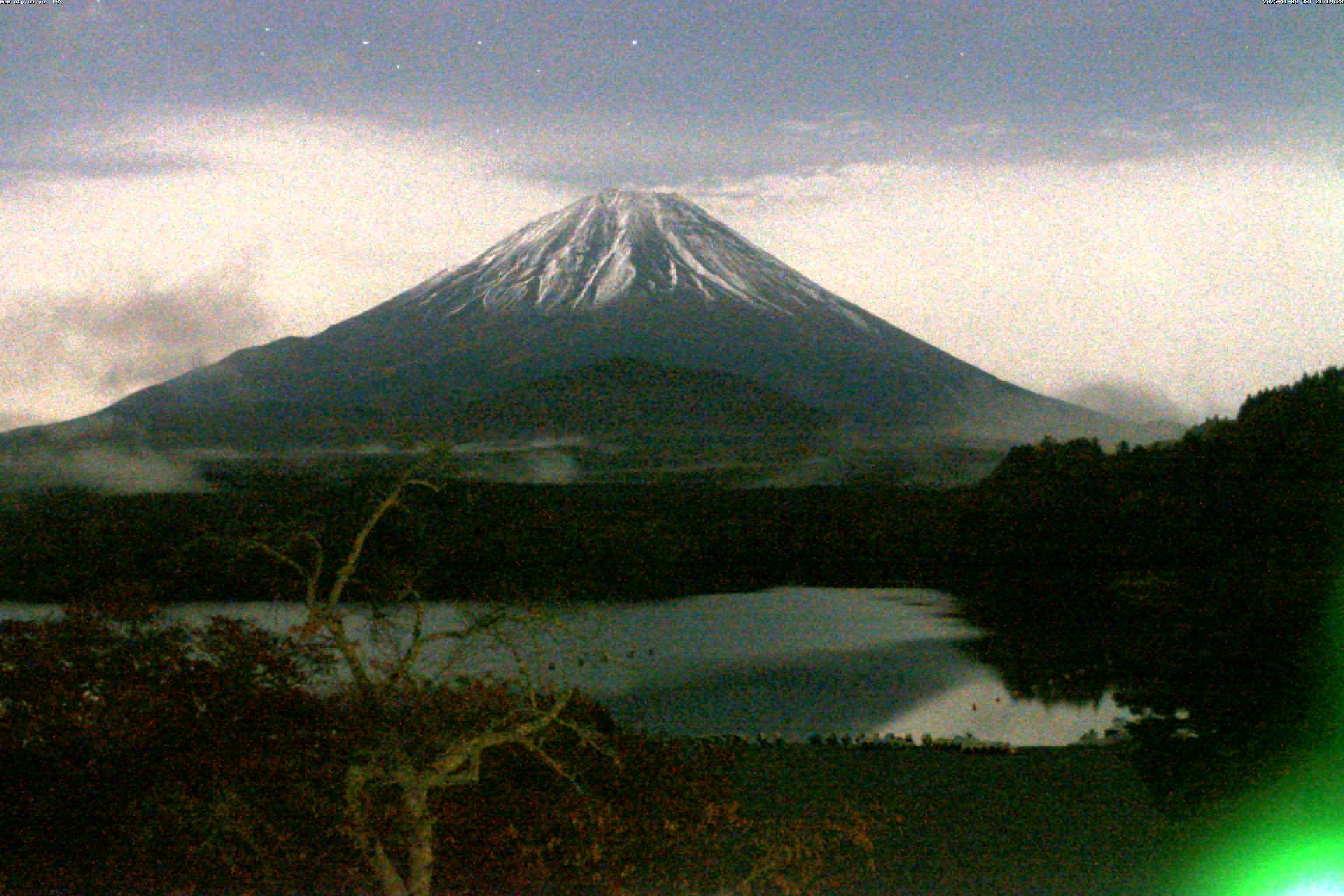 精進湖ライブカメラ