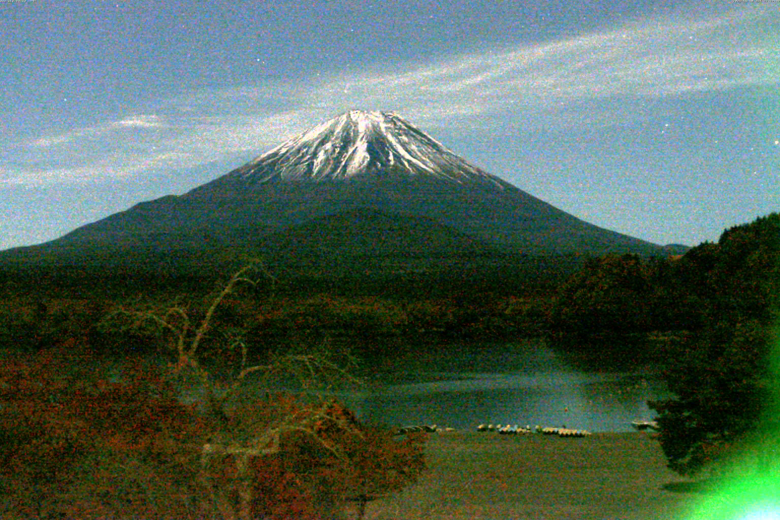 精進湖ライブカメラ