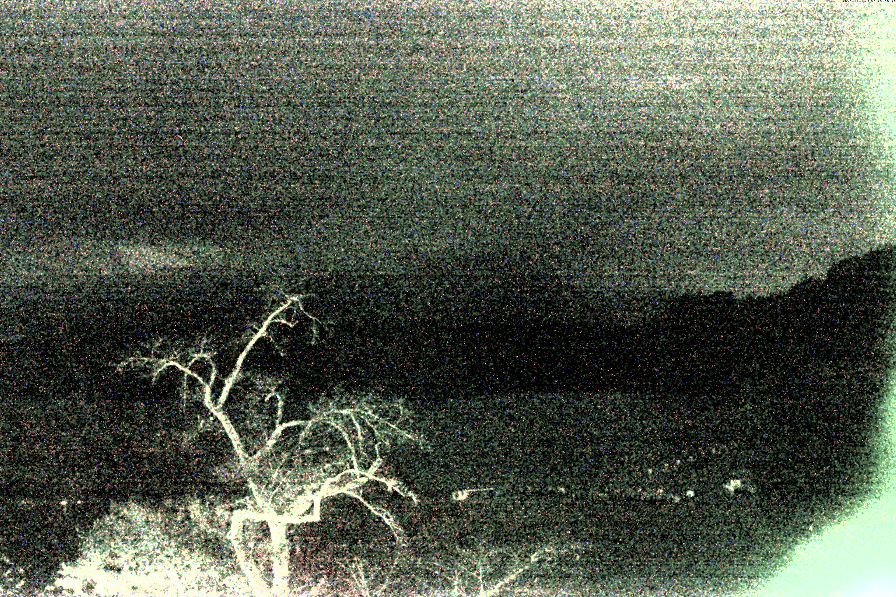 精進湖ライブカメラ