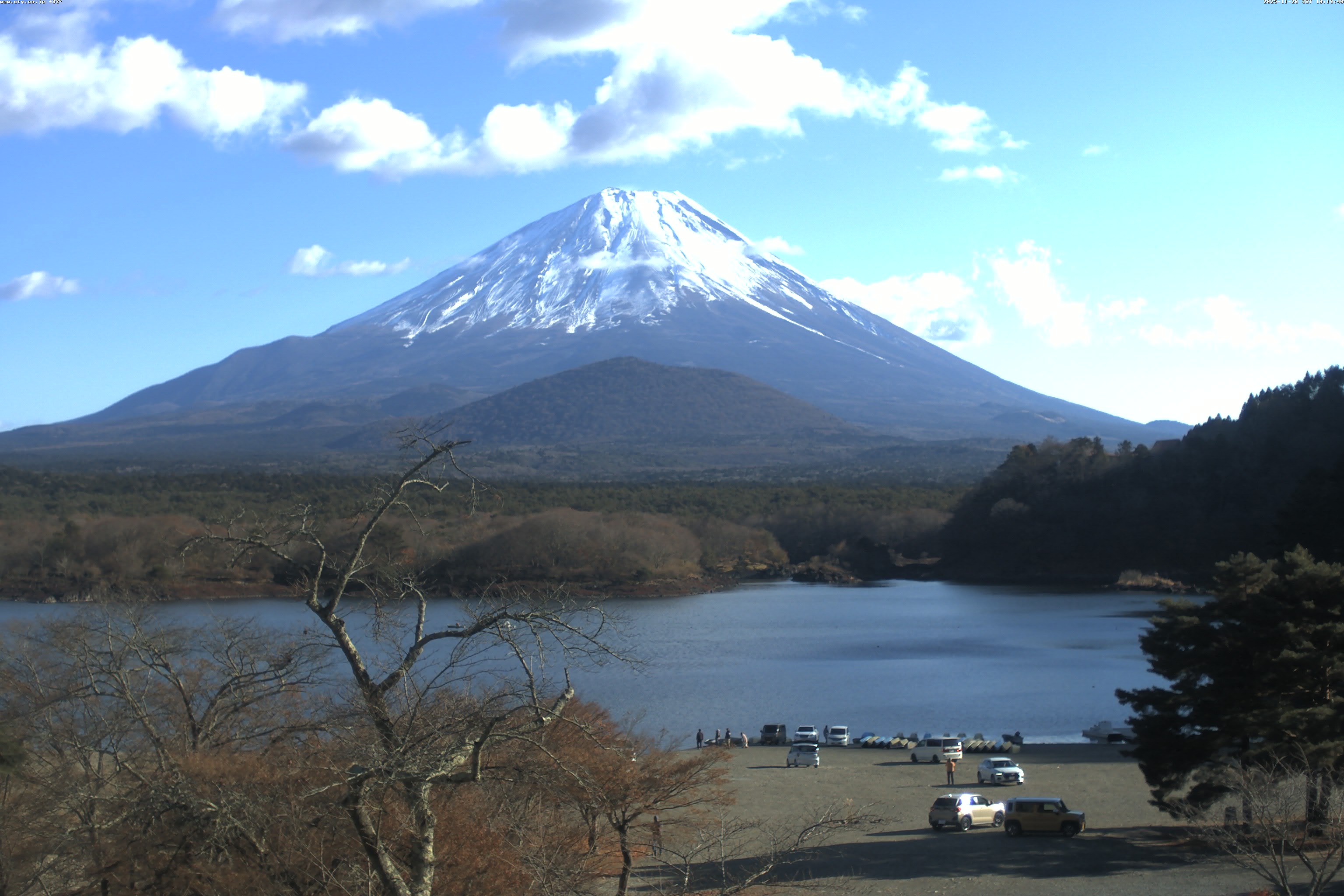 精進湖ライブカメラ