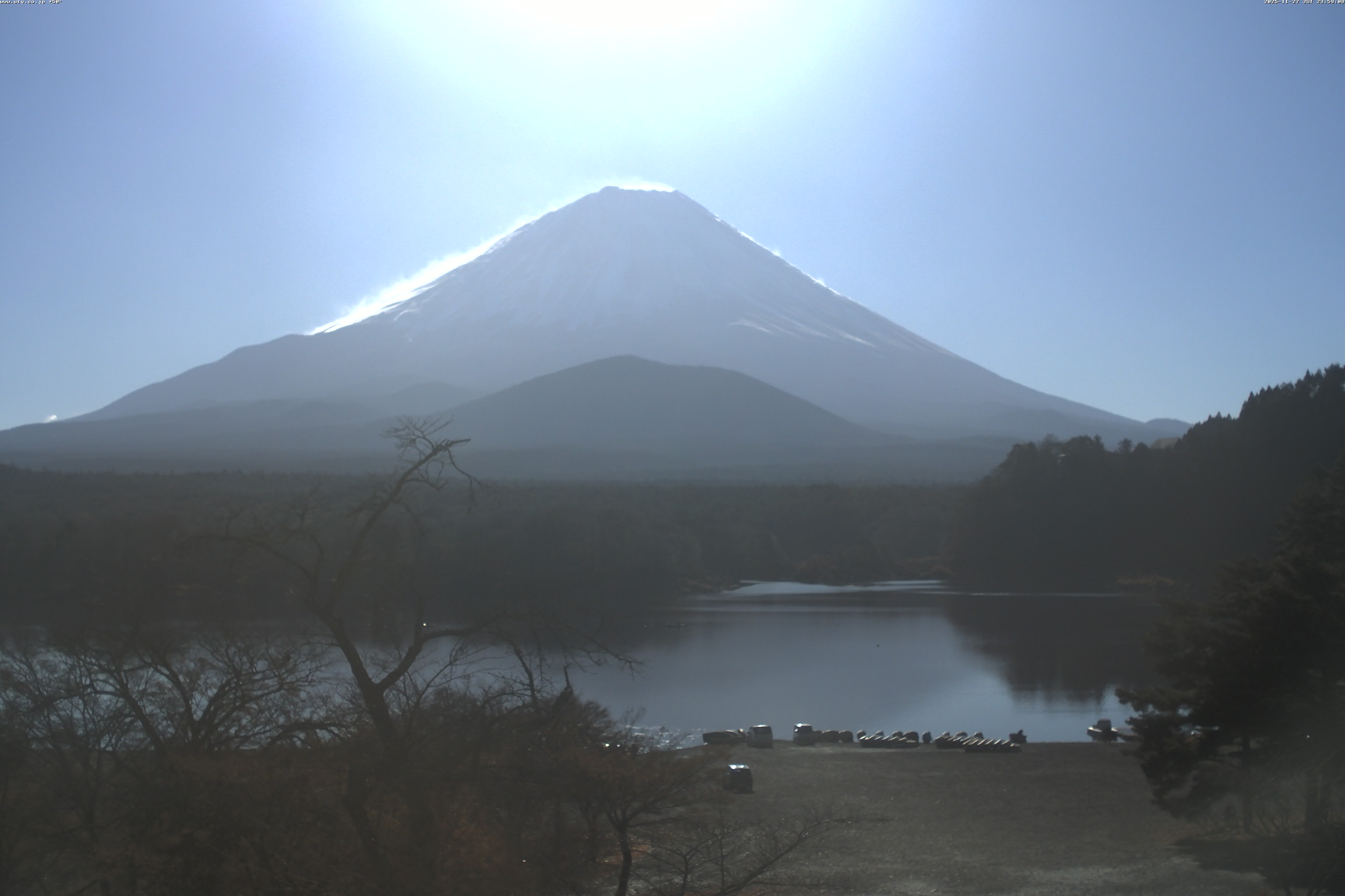 精進湖ライブカメラ