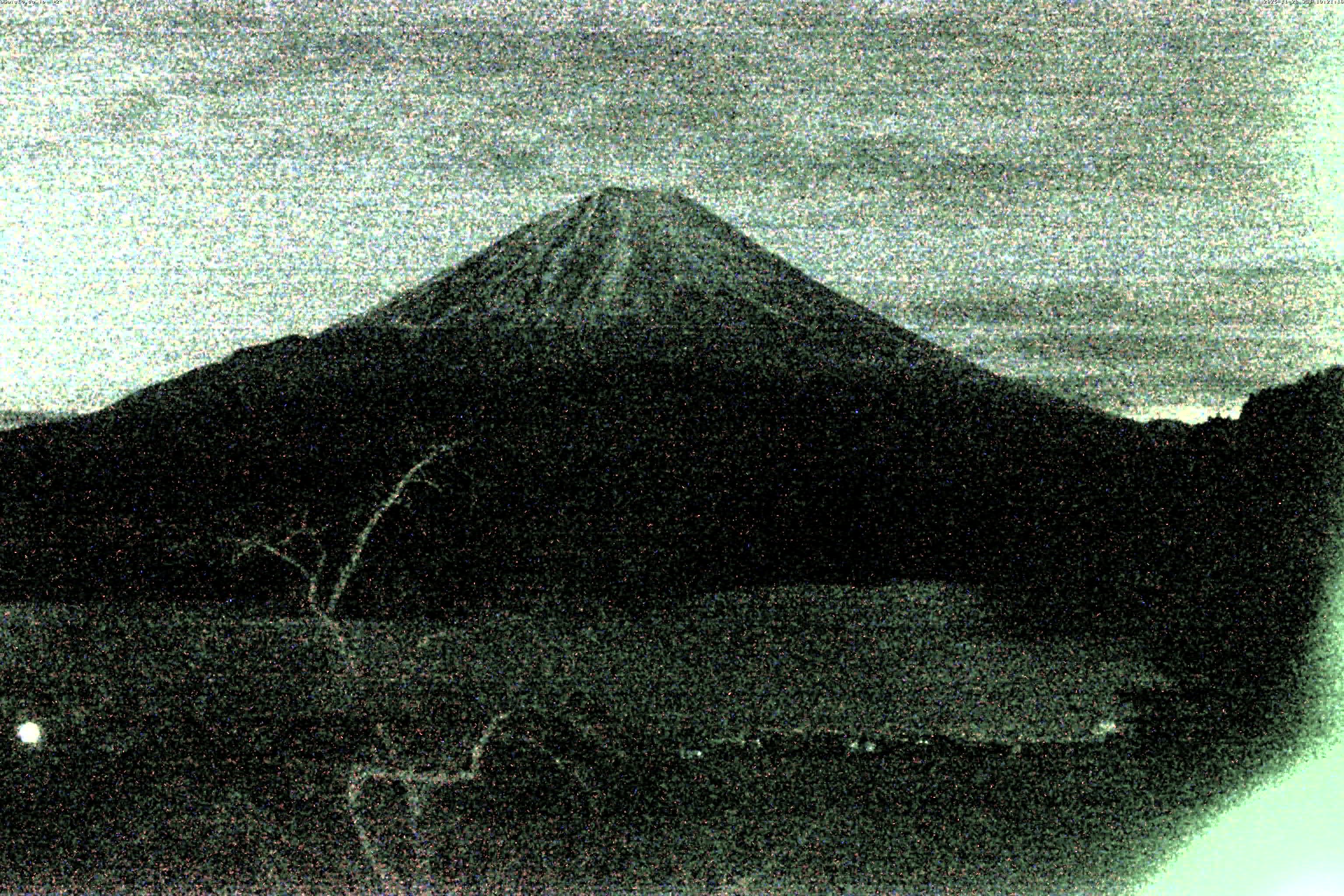 精進湖ライブカメラ