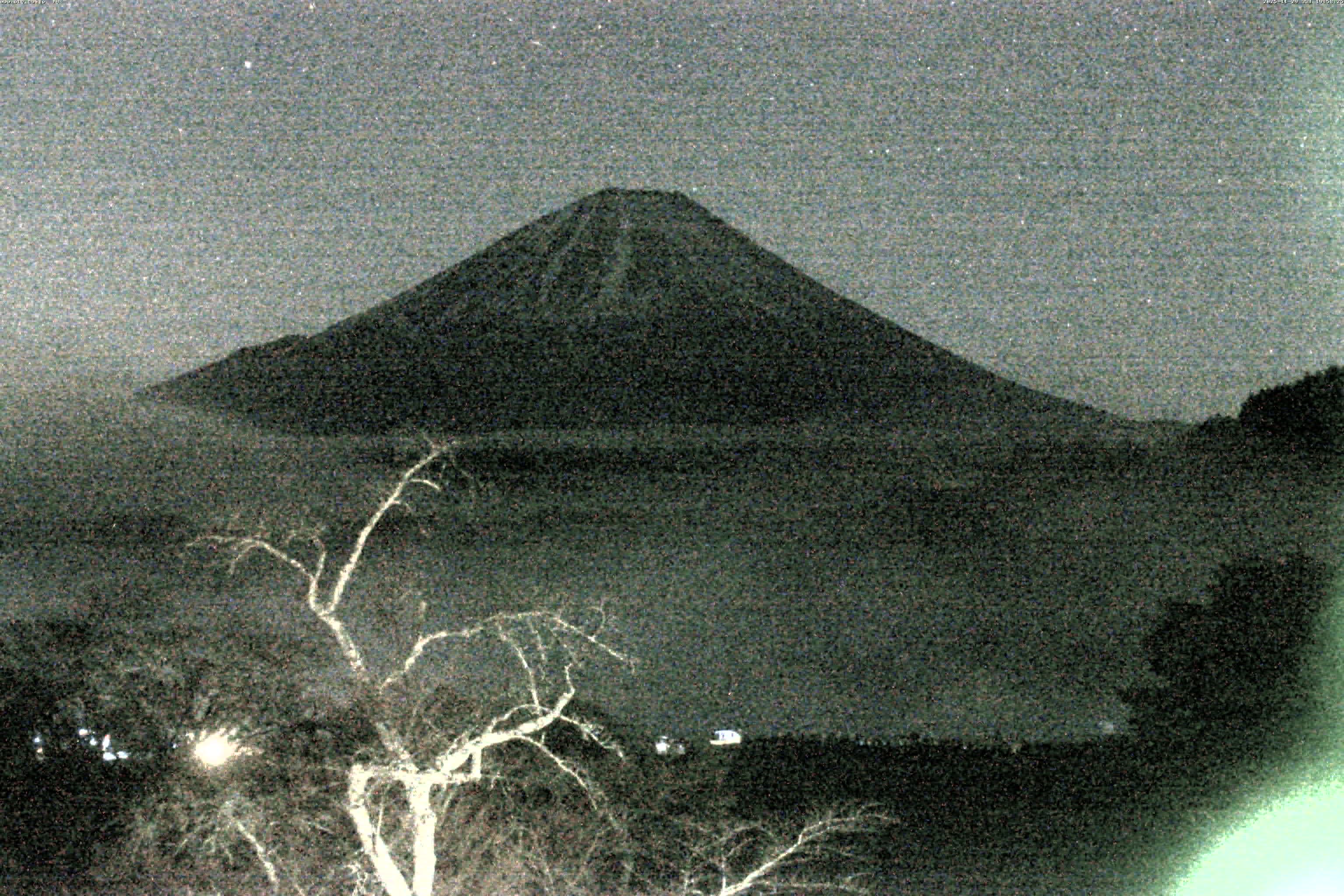 精進湖ライブカメラ