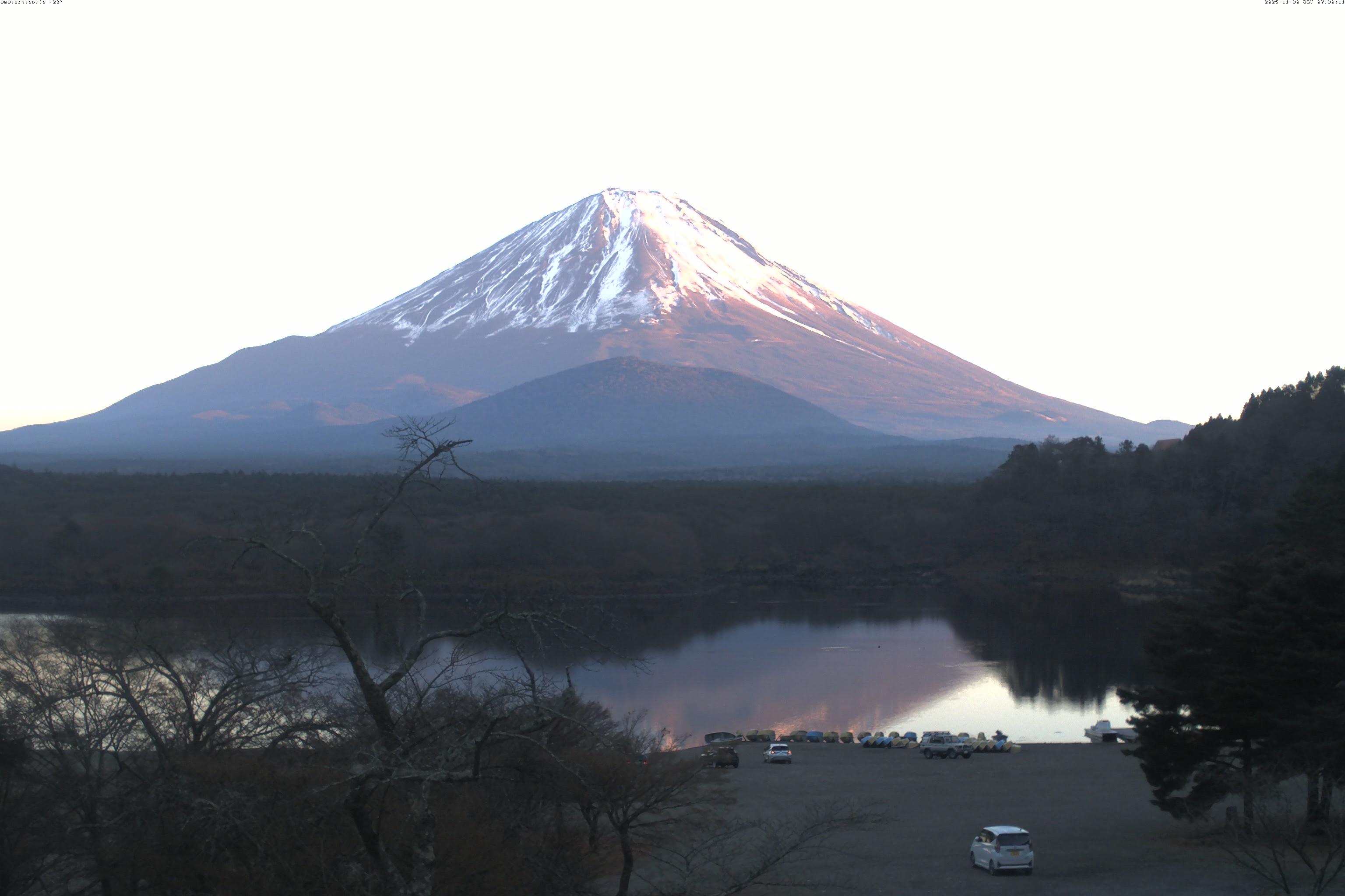 精進湖ライブカメラ