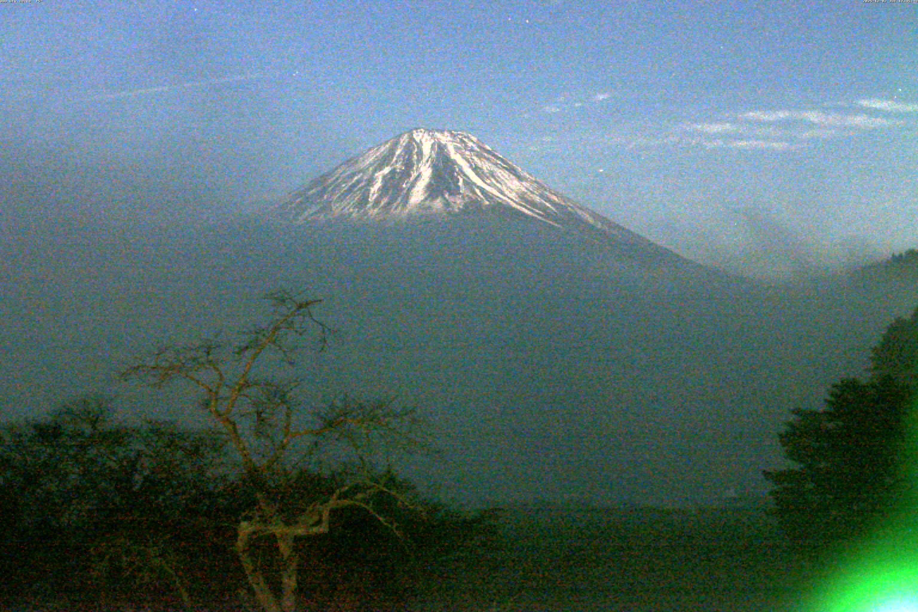 精進湖ライブカメラ