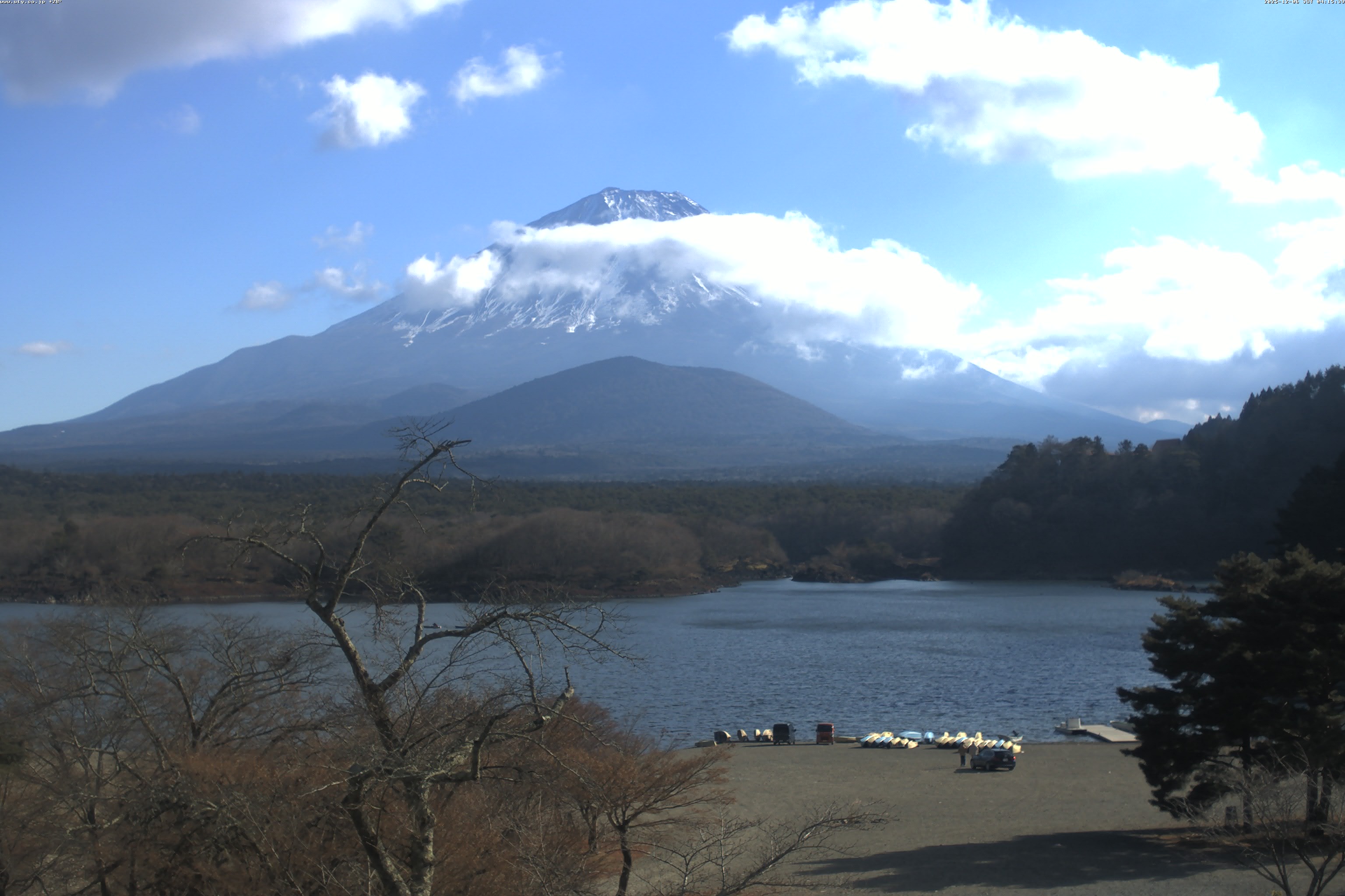 精進湖ライブカメラ