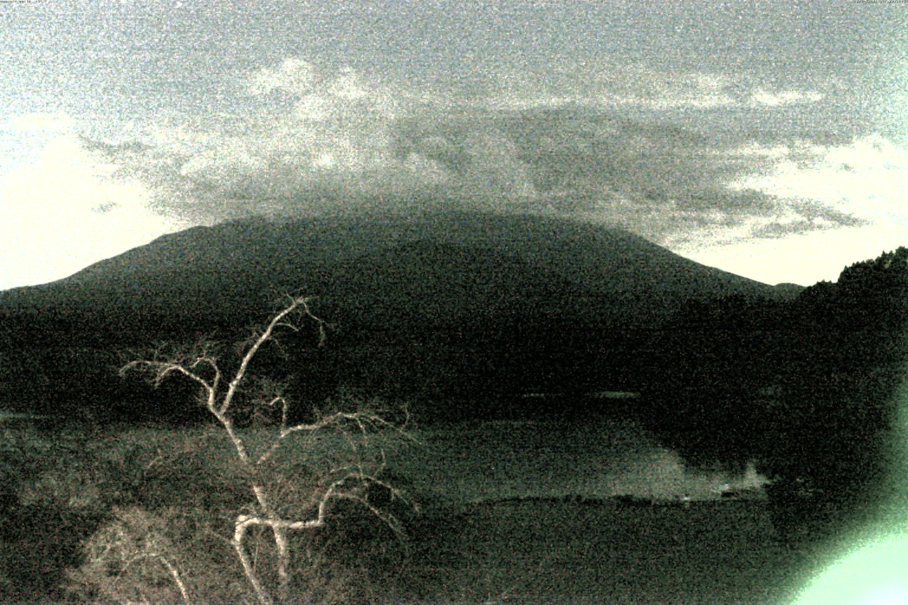 精進湖ライブカメラ