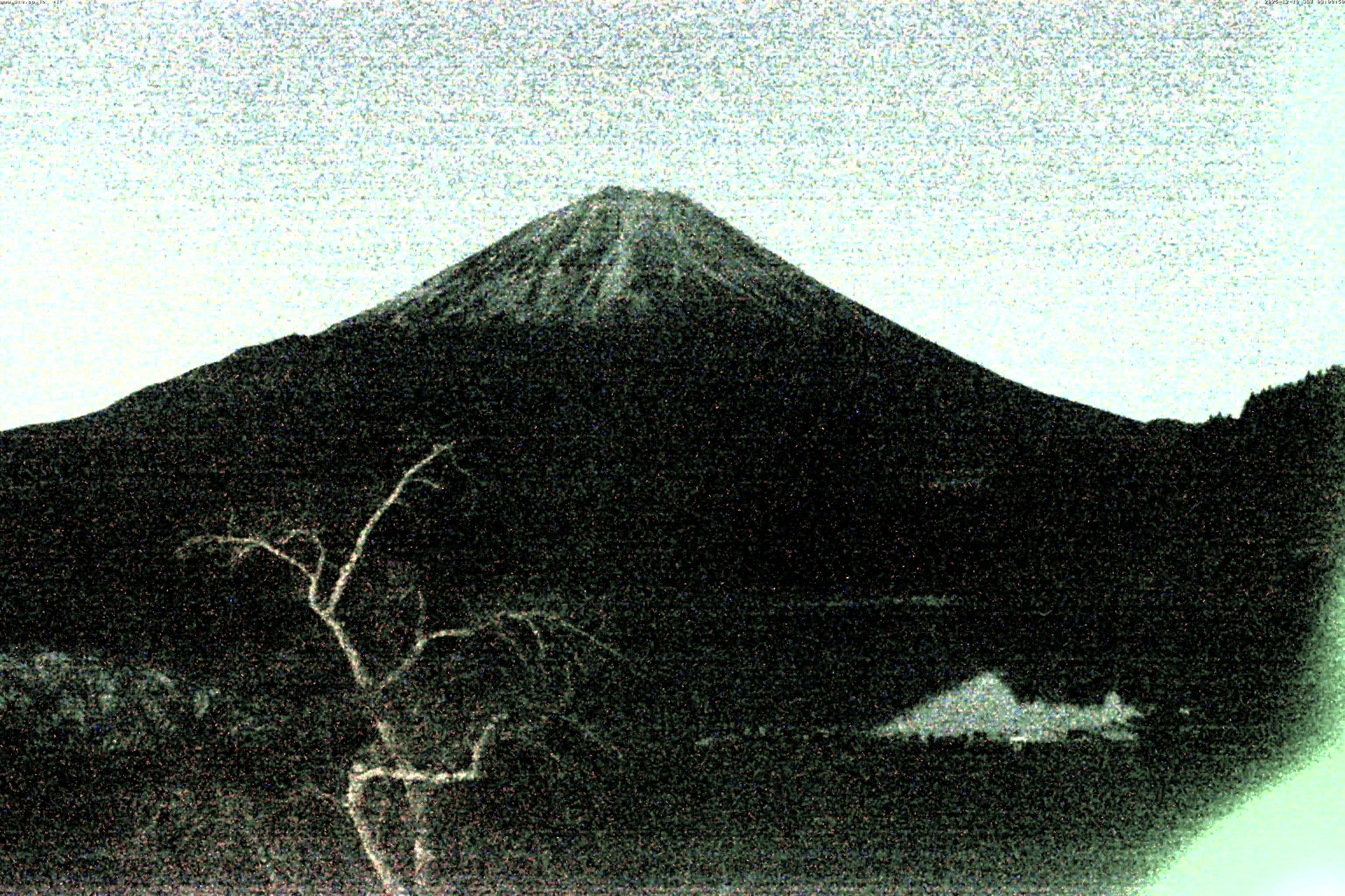 精進湖ライブカメラ