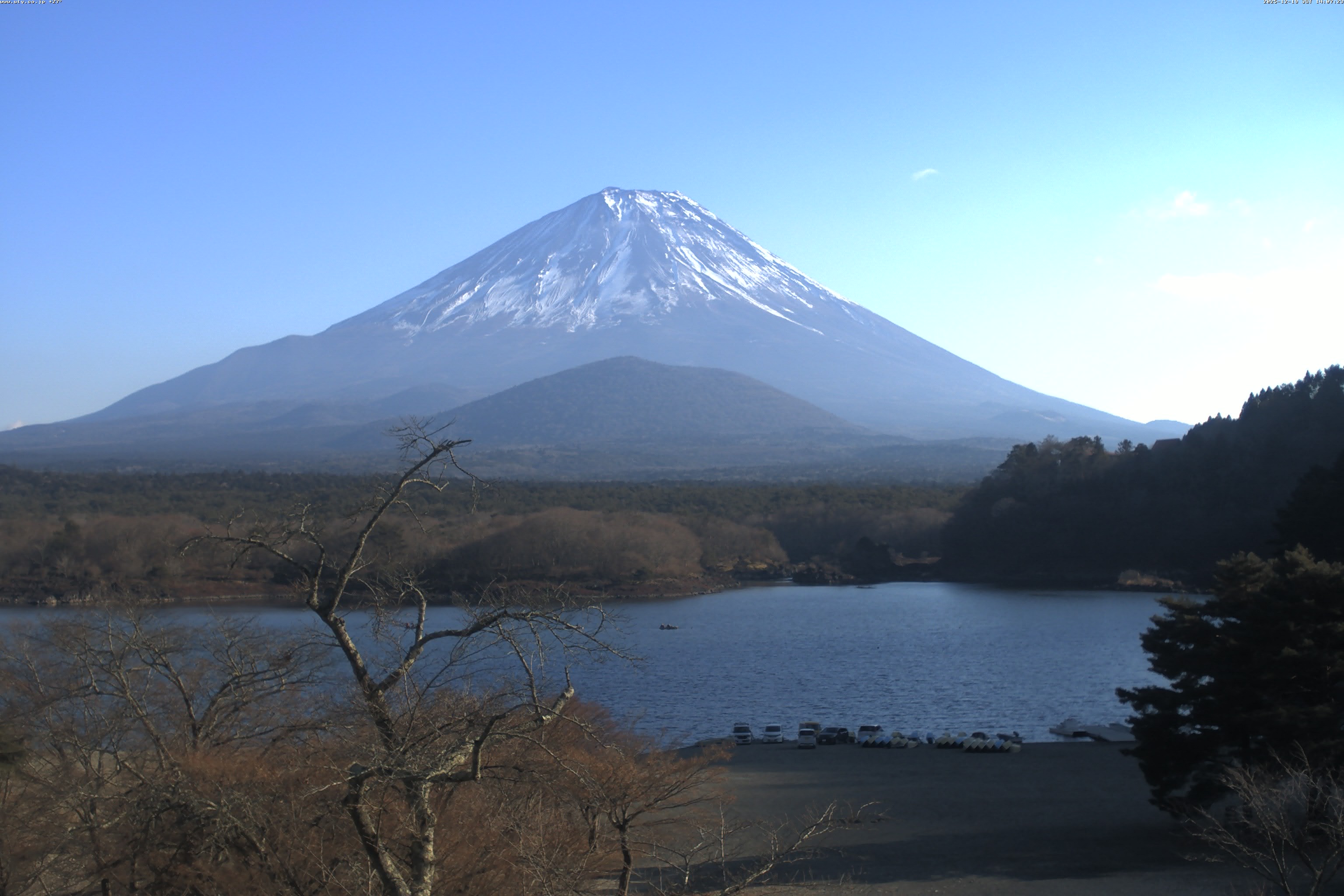 精進湖ライブカメラ