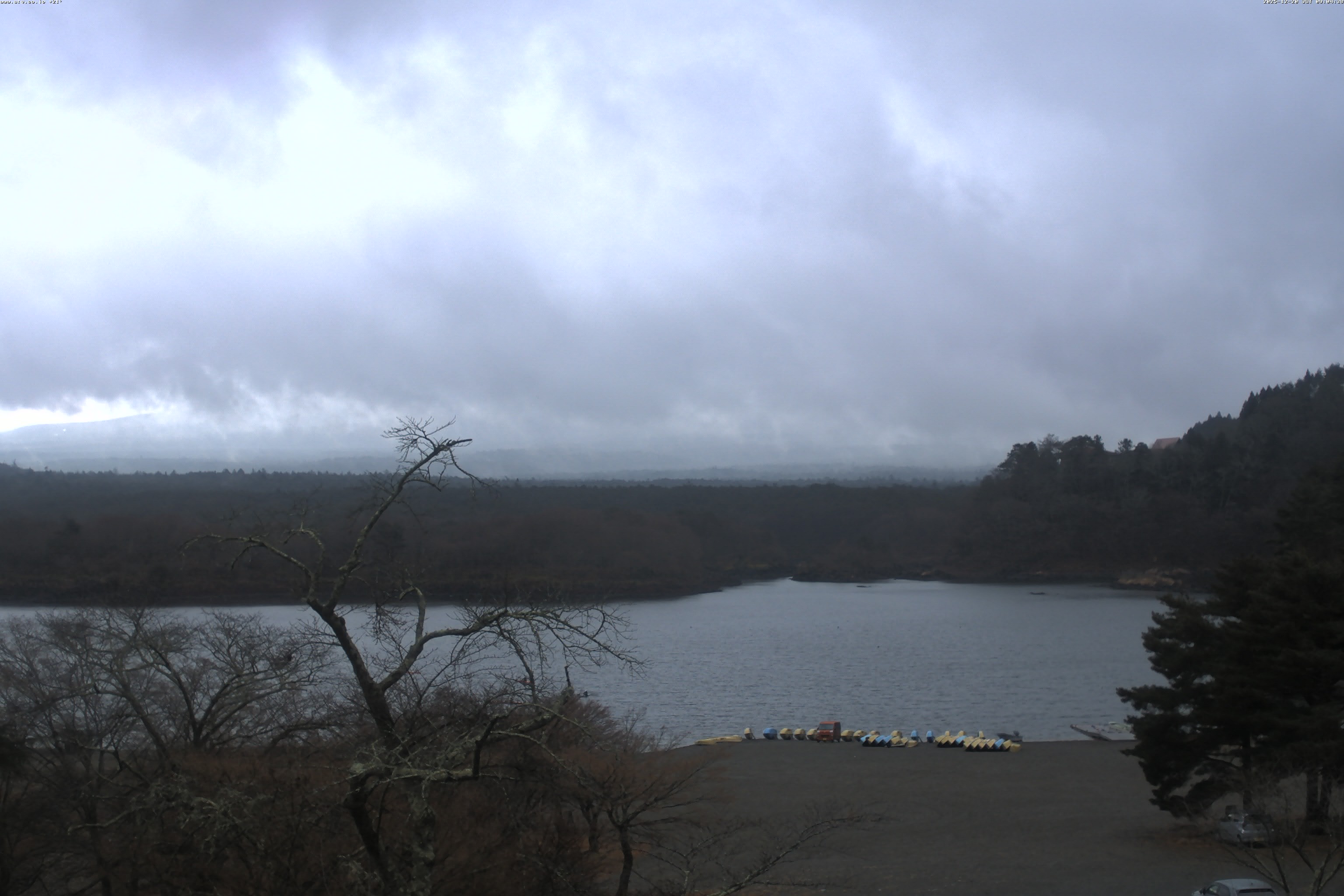 精進湖ライブカメラ