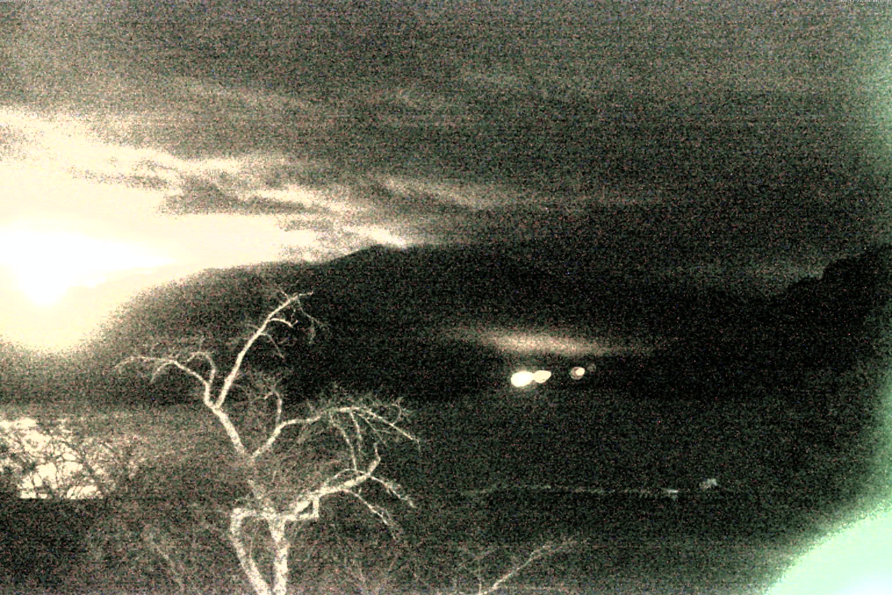 精進湖ライブカメラ