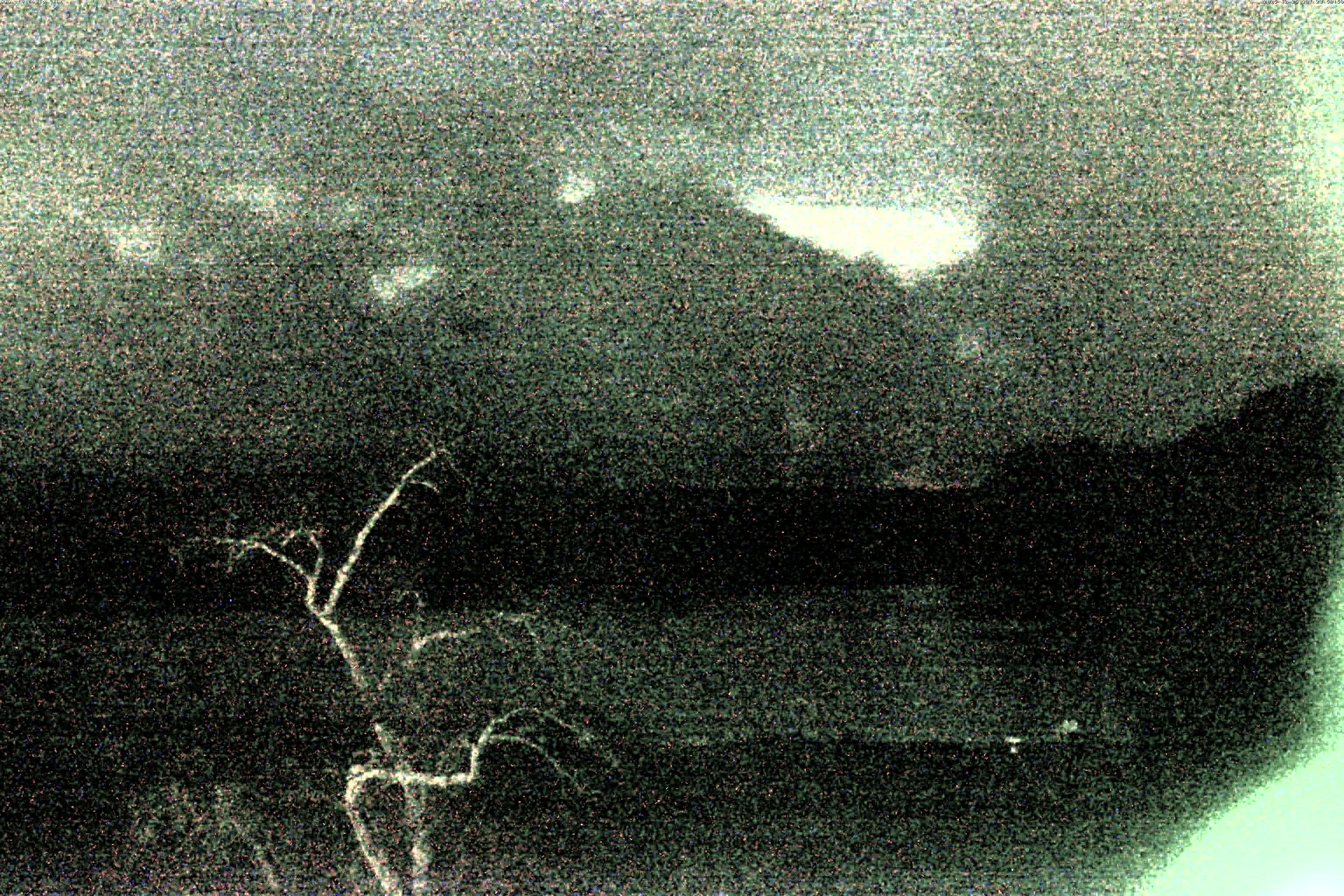 精進湖ライブカメラ