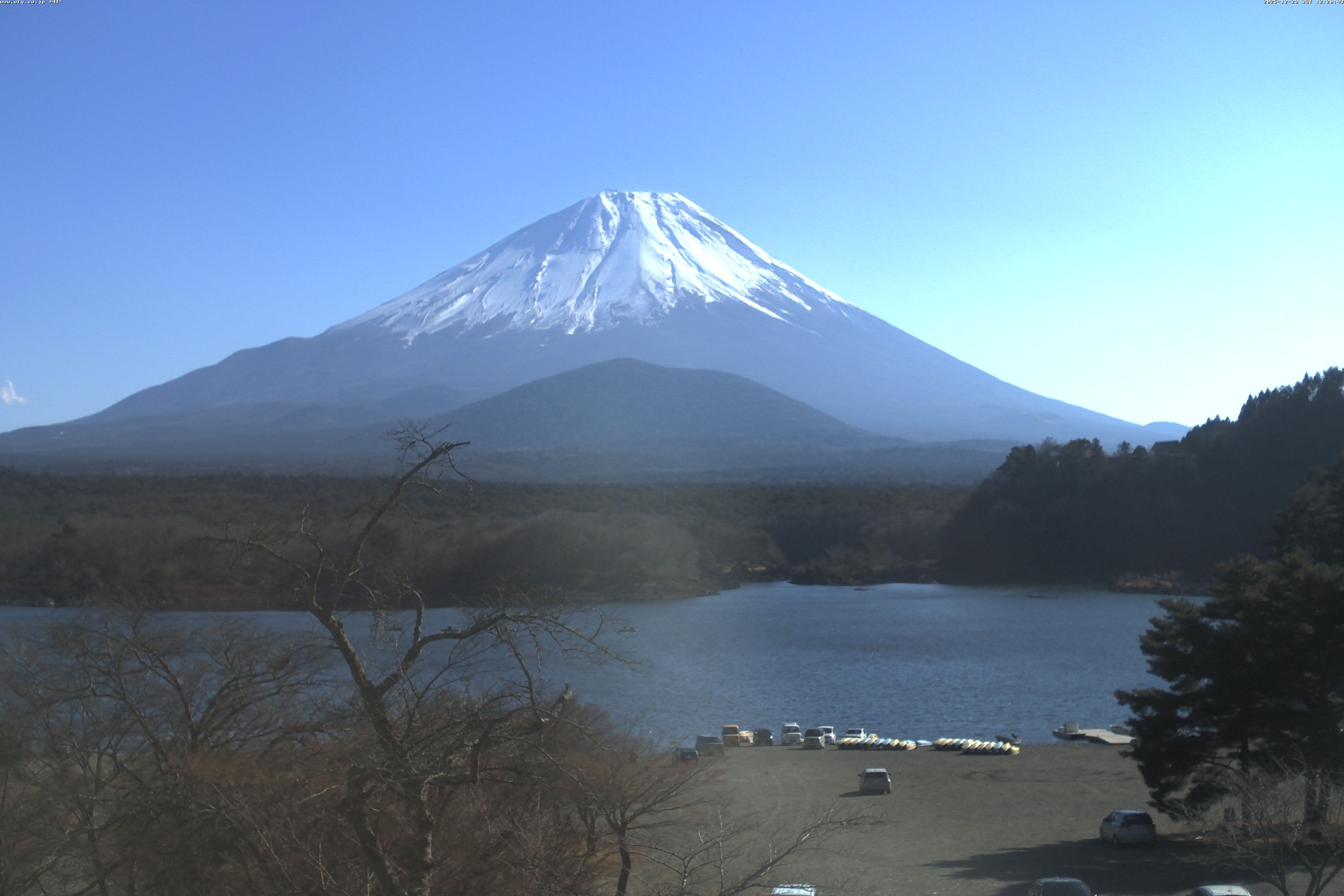精進湖ライブカメラ