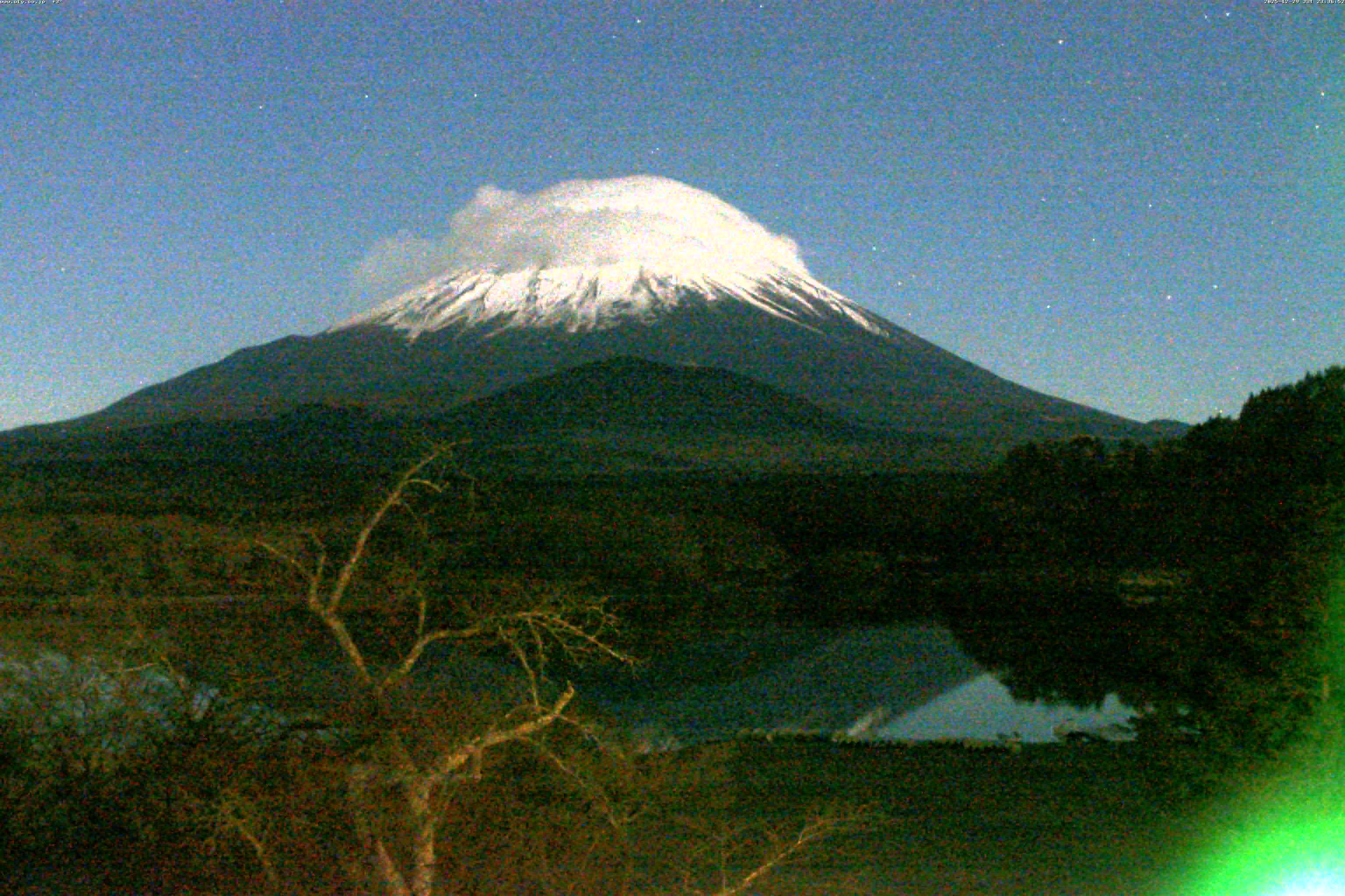 精進湖ライブカメラ
