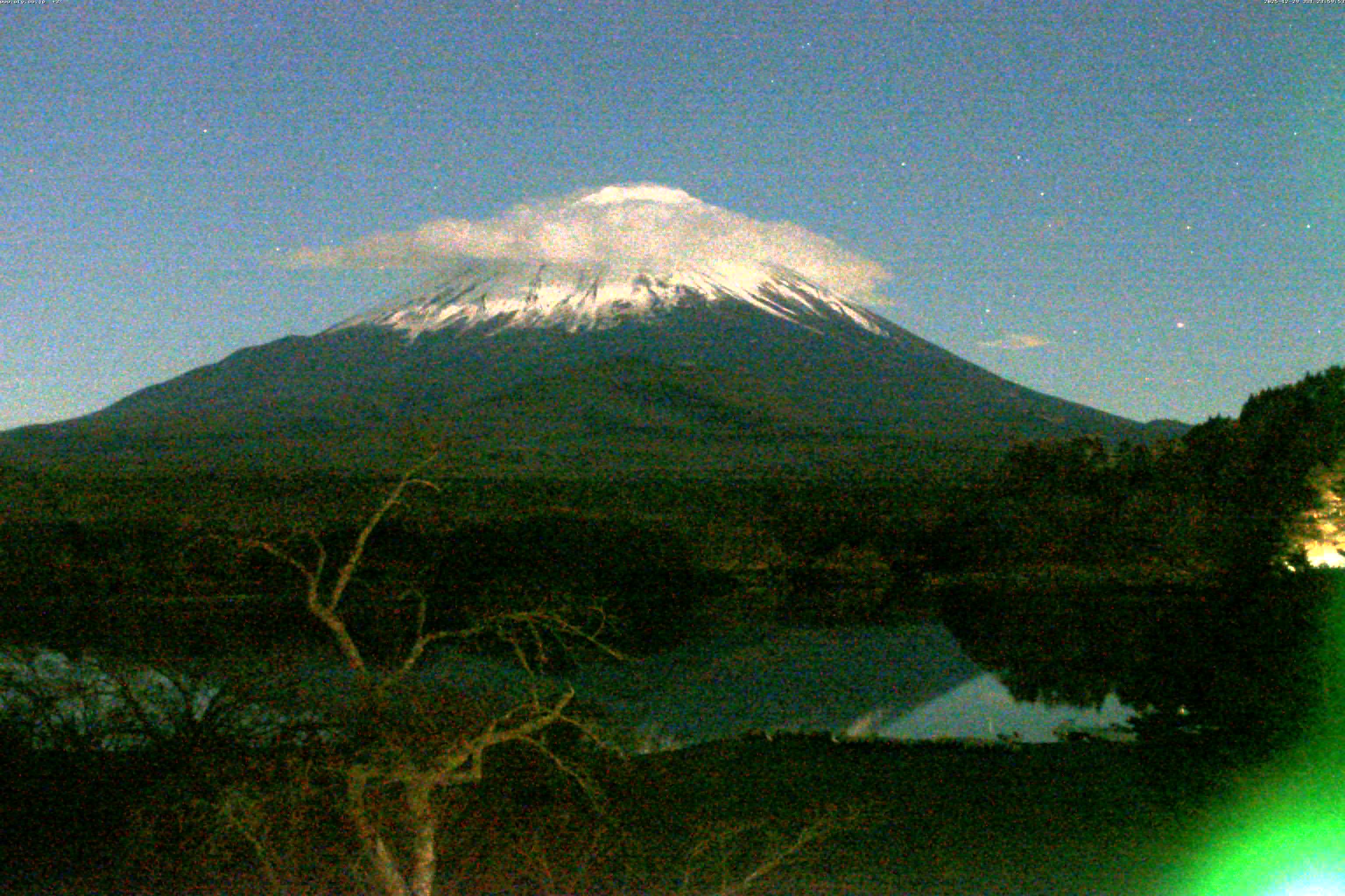 精進湖ライブカメラ
