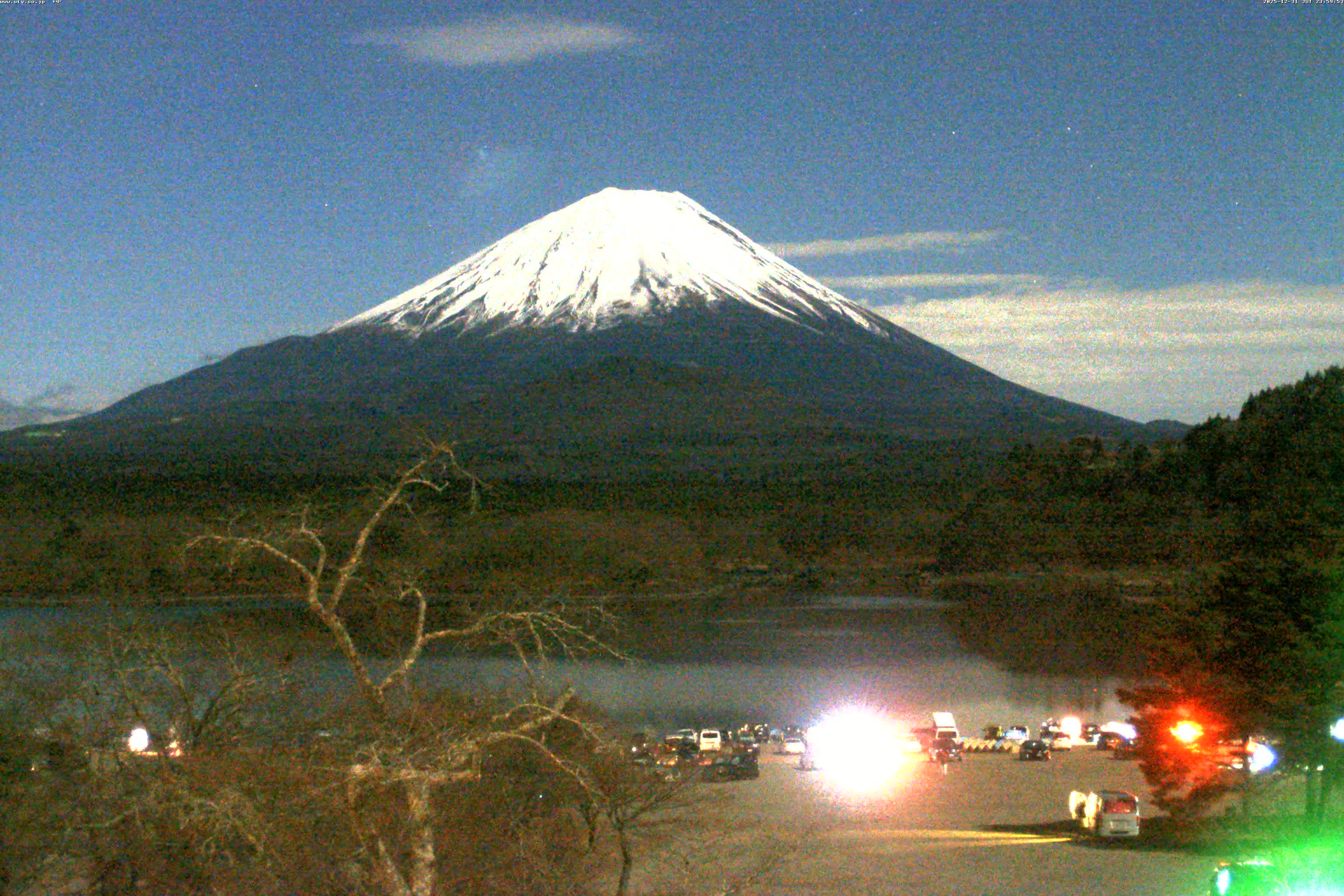 精進湖ライブカメラ