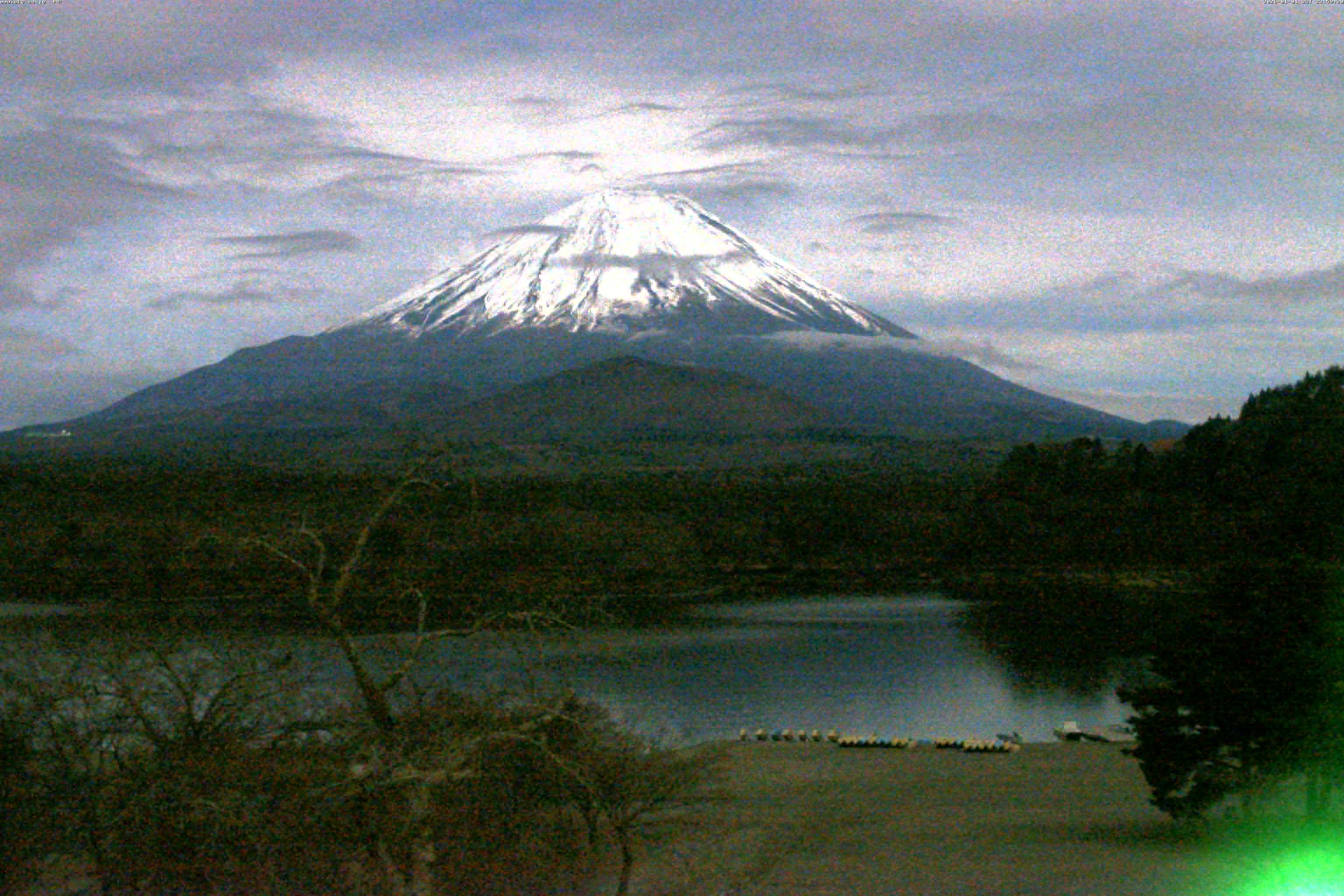 精進湖ライブカメラ