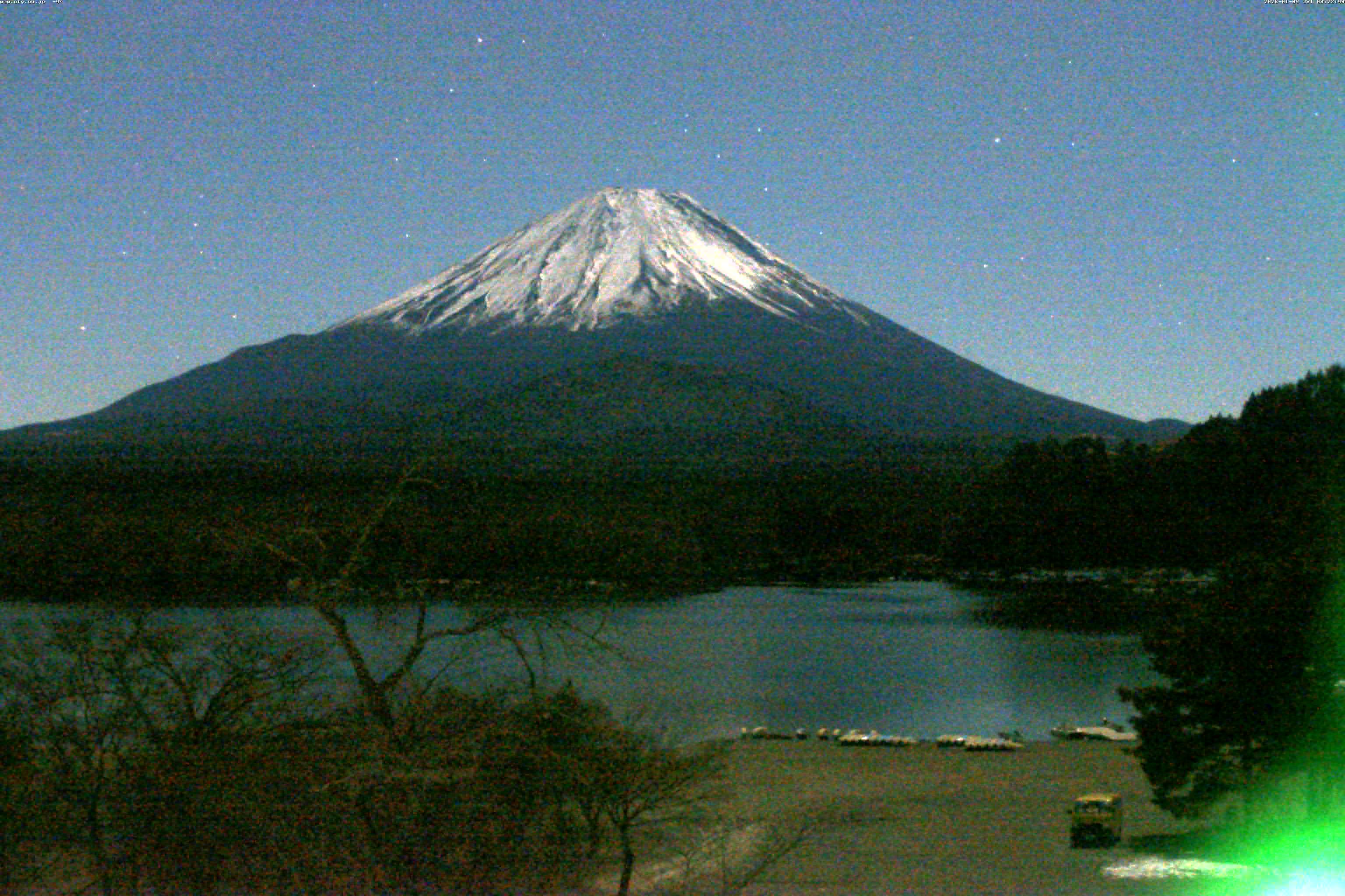 精進湖ライブカメラ