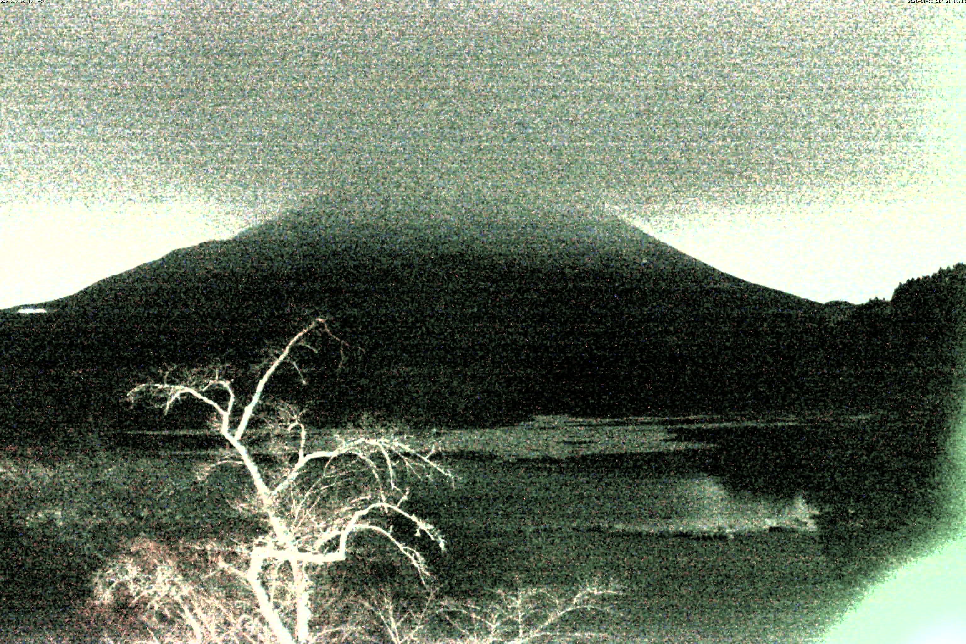 精進湖ライブカメラ