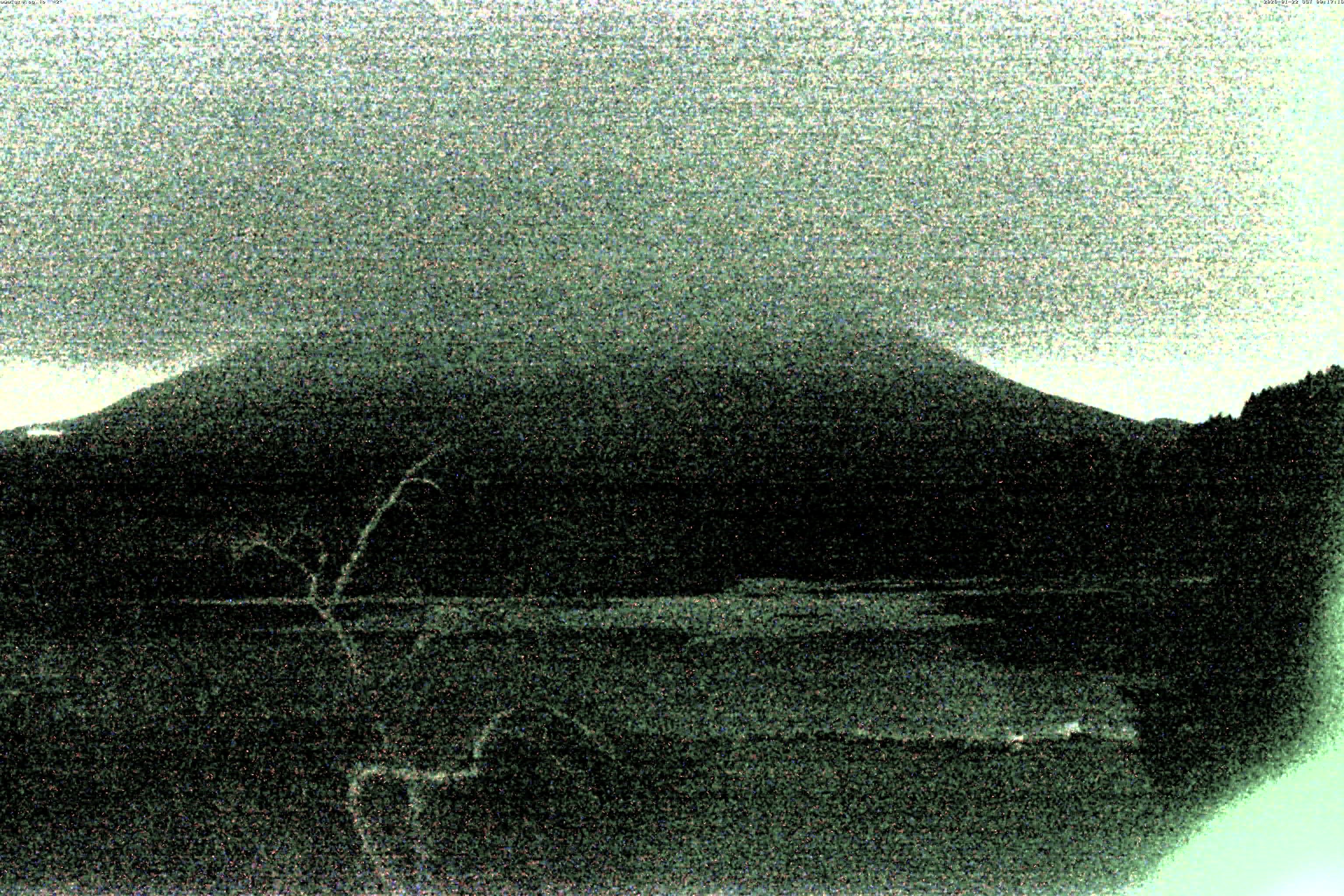 精進湖ライブカメラ