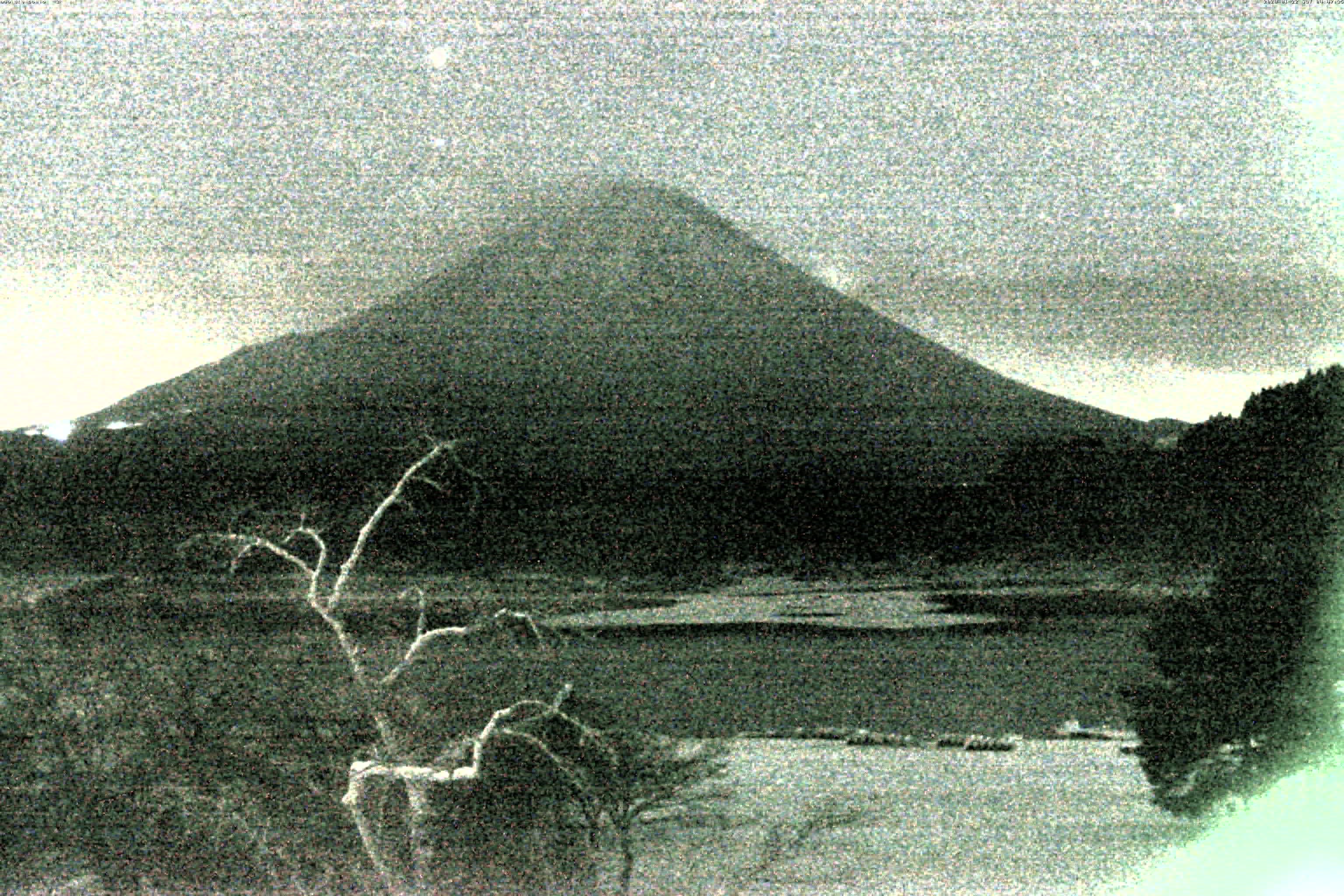 精進湖ライブカメラ