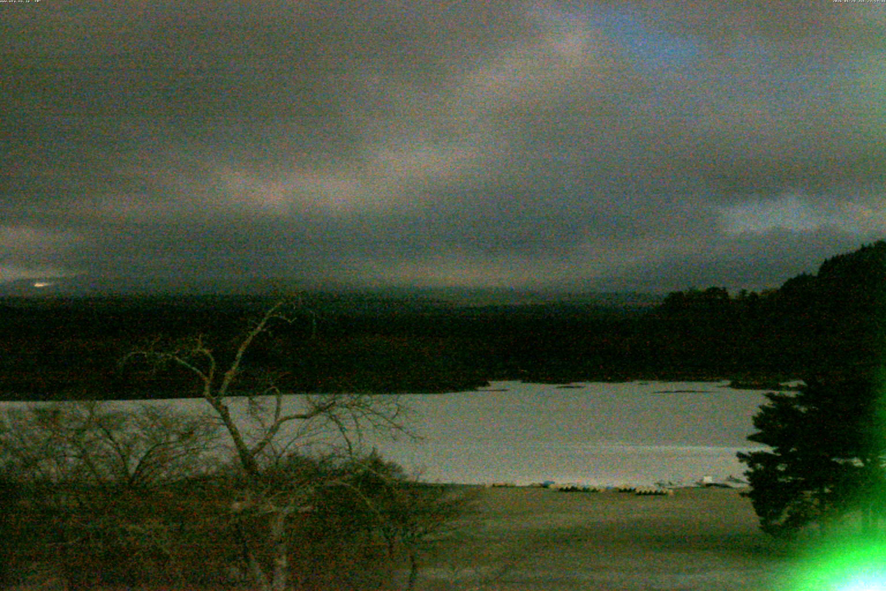 精進湖ライブカメラ