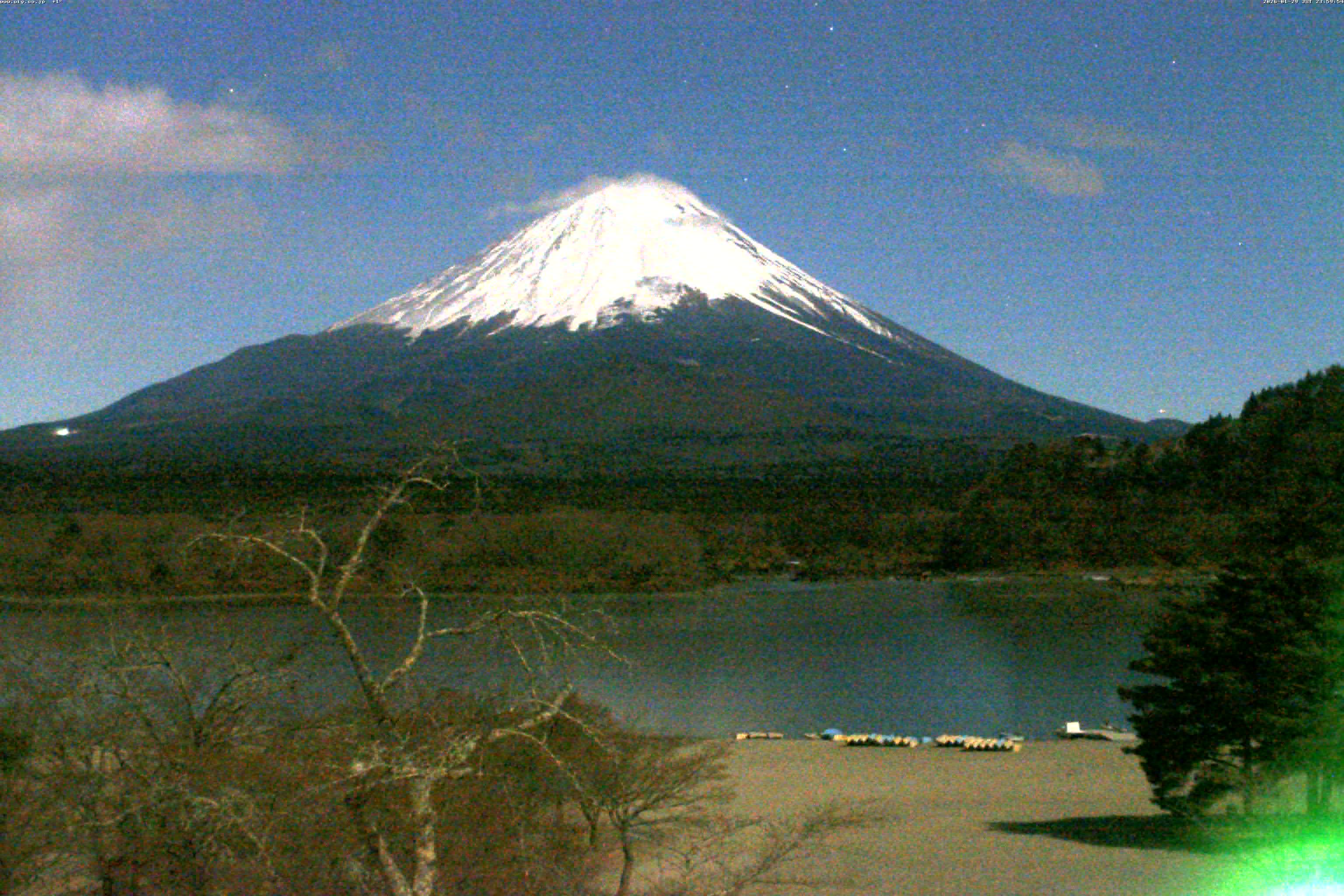 精進湖ライブカメラ