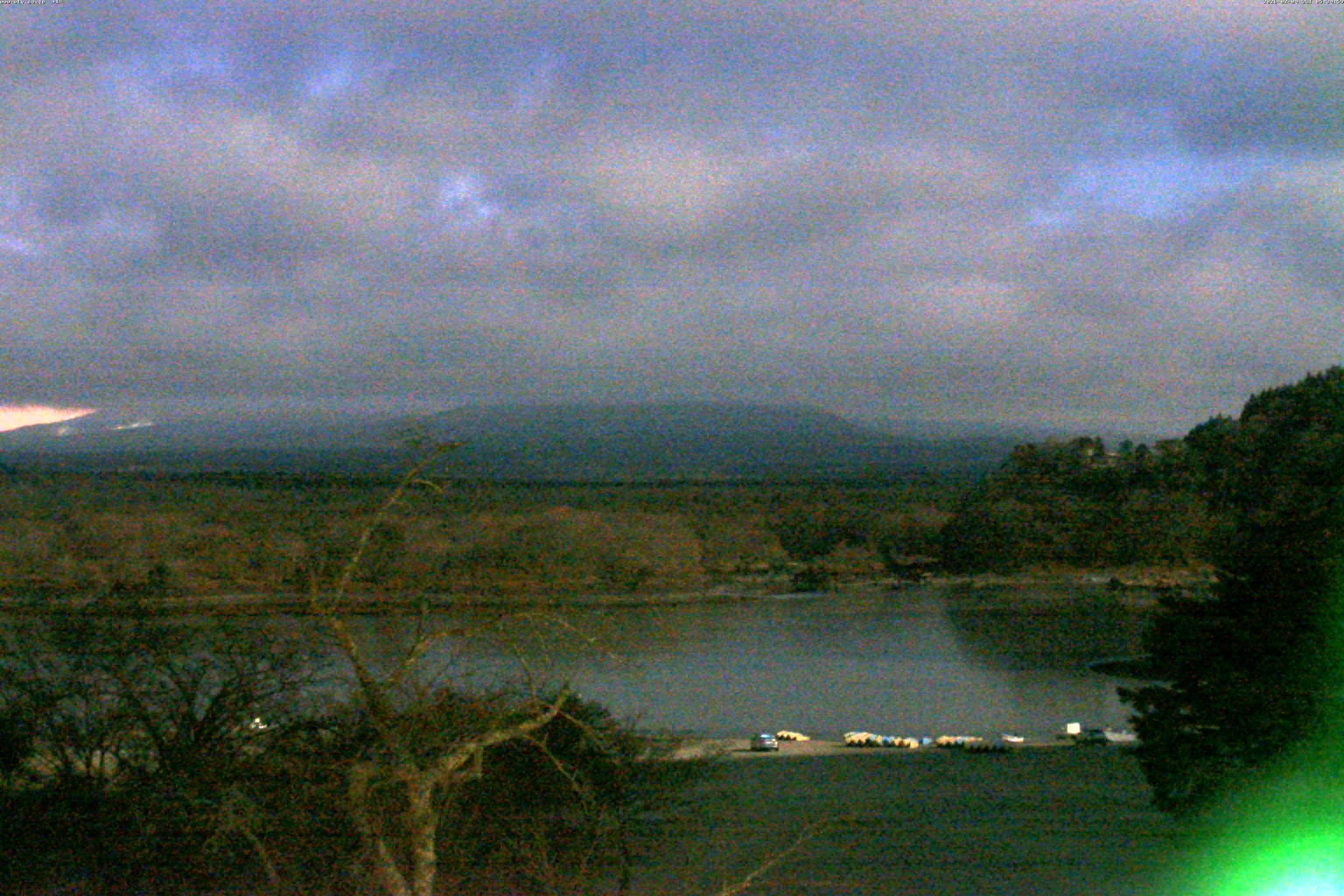 精進湖ライブカメラ