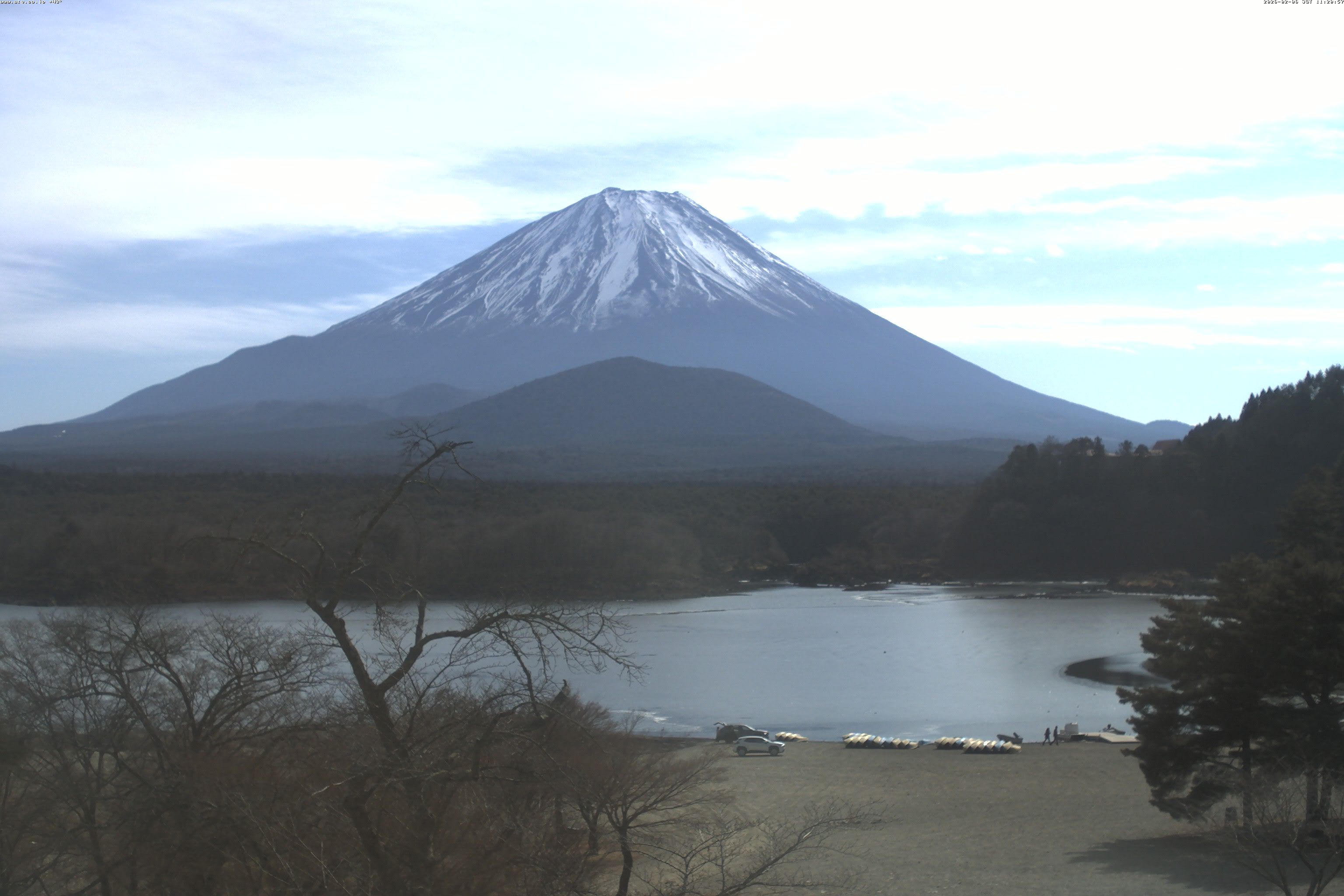 精進湖ライブカメラ