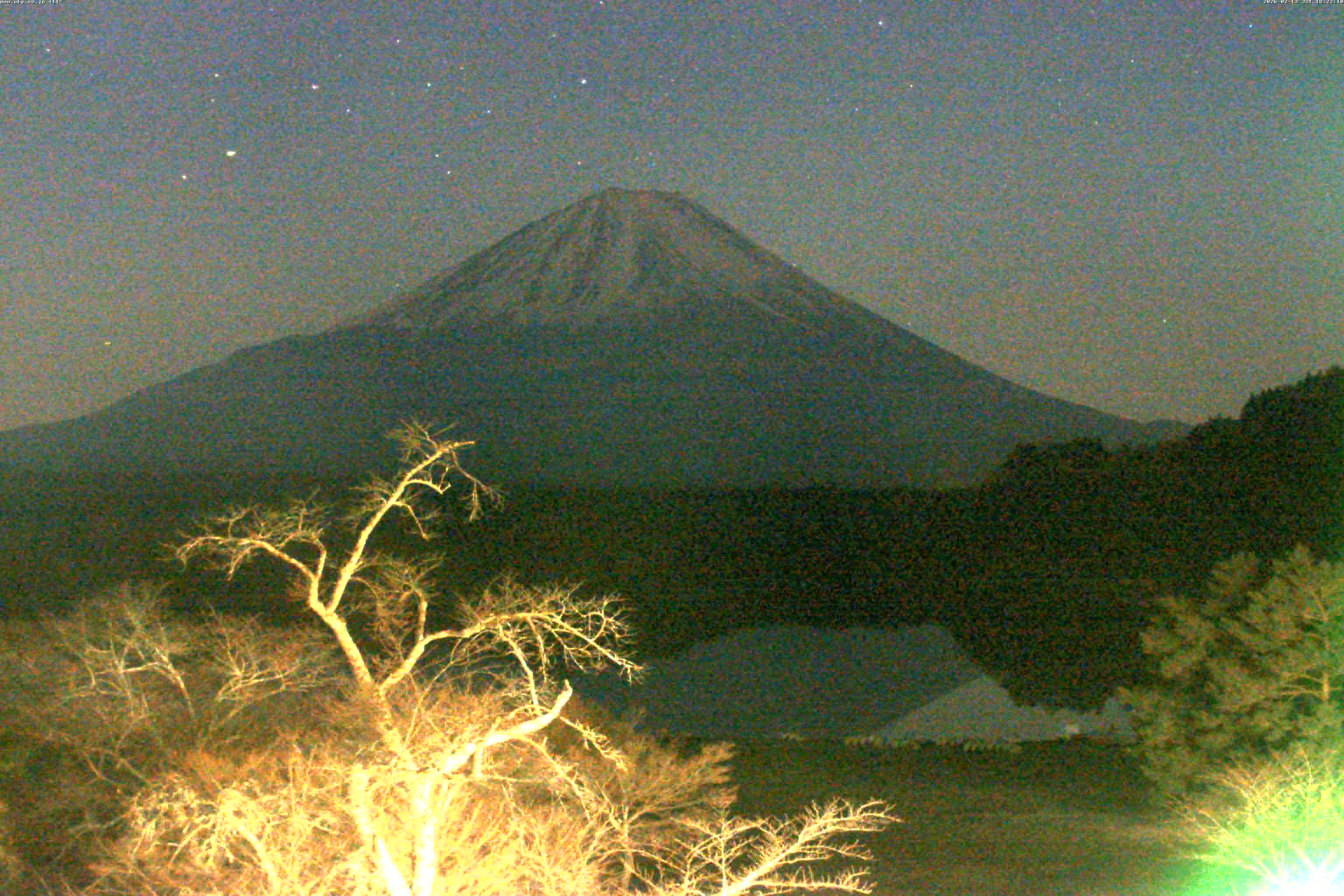 精進湖ライブカメラ