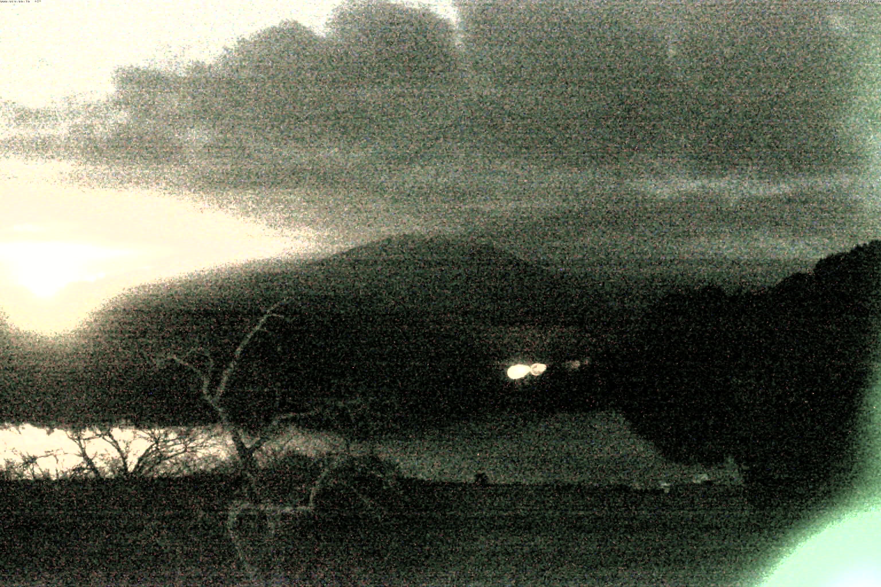 精進湖ライブカメラ