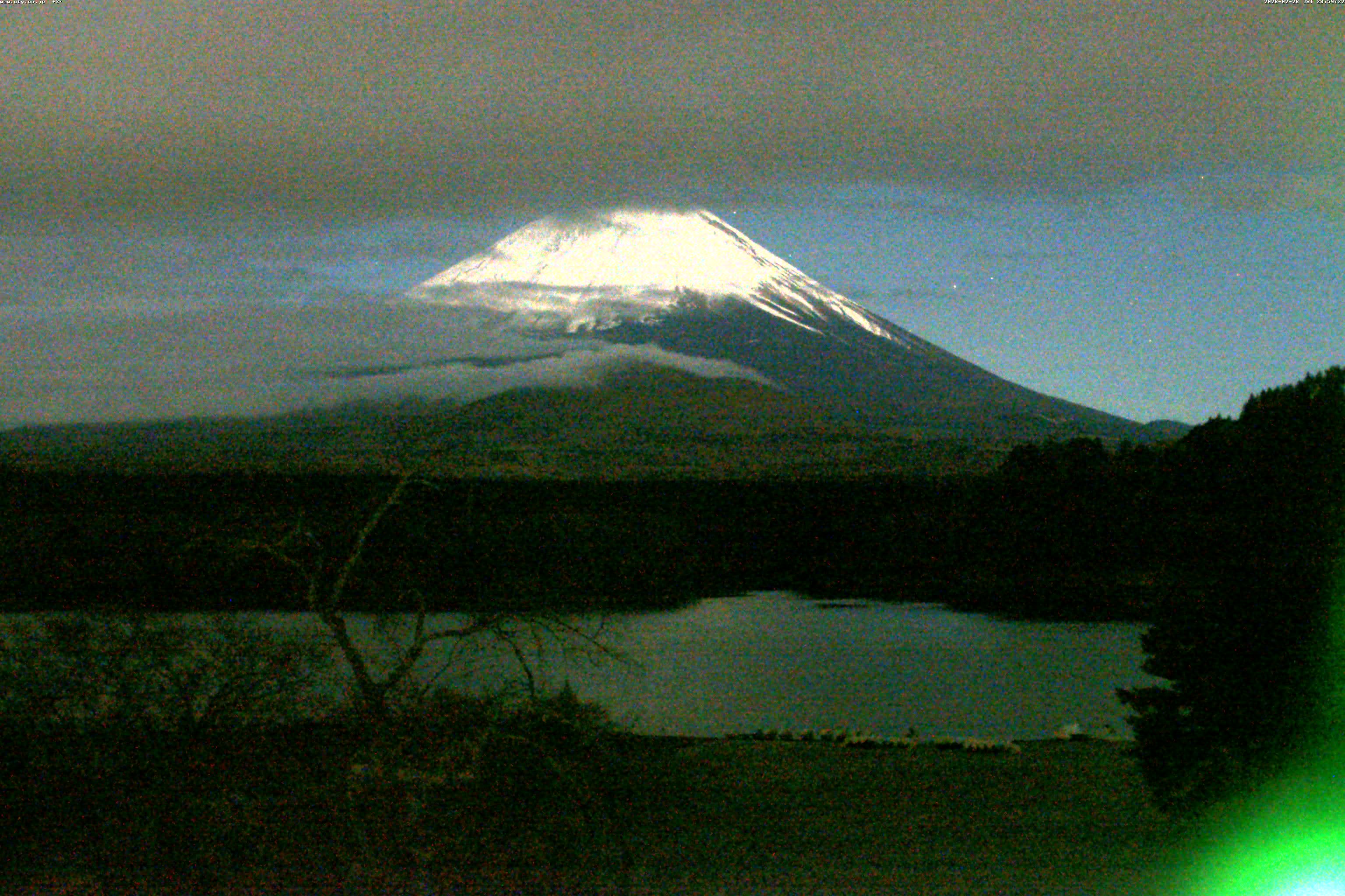 精進湖ライブカメラ