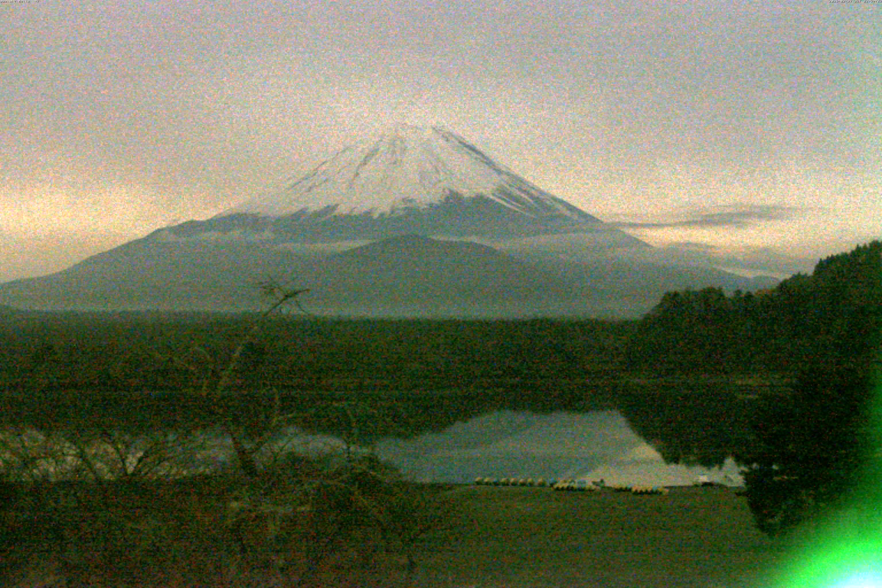 精進湖ライブカメラ