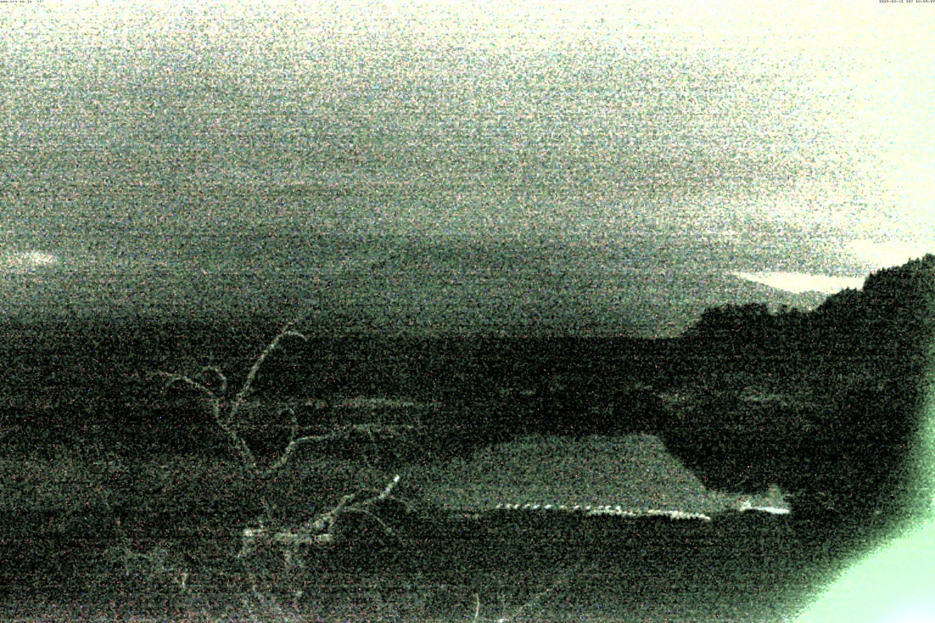 精進湖ライブカメラ