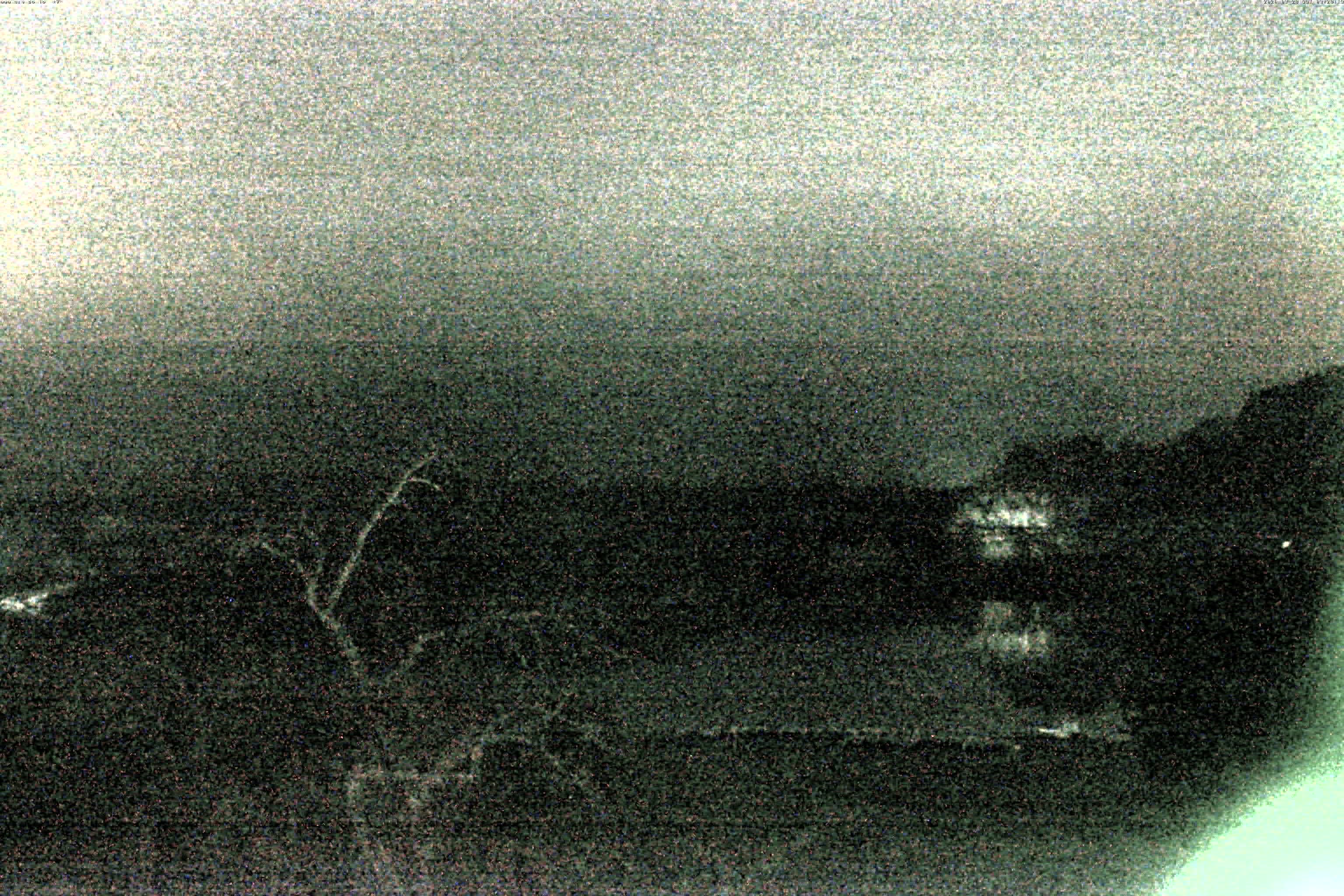 精進湖ライブカメラ